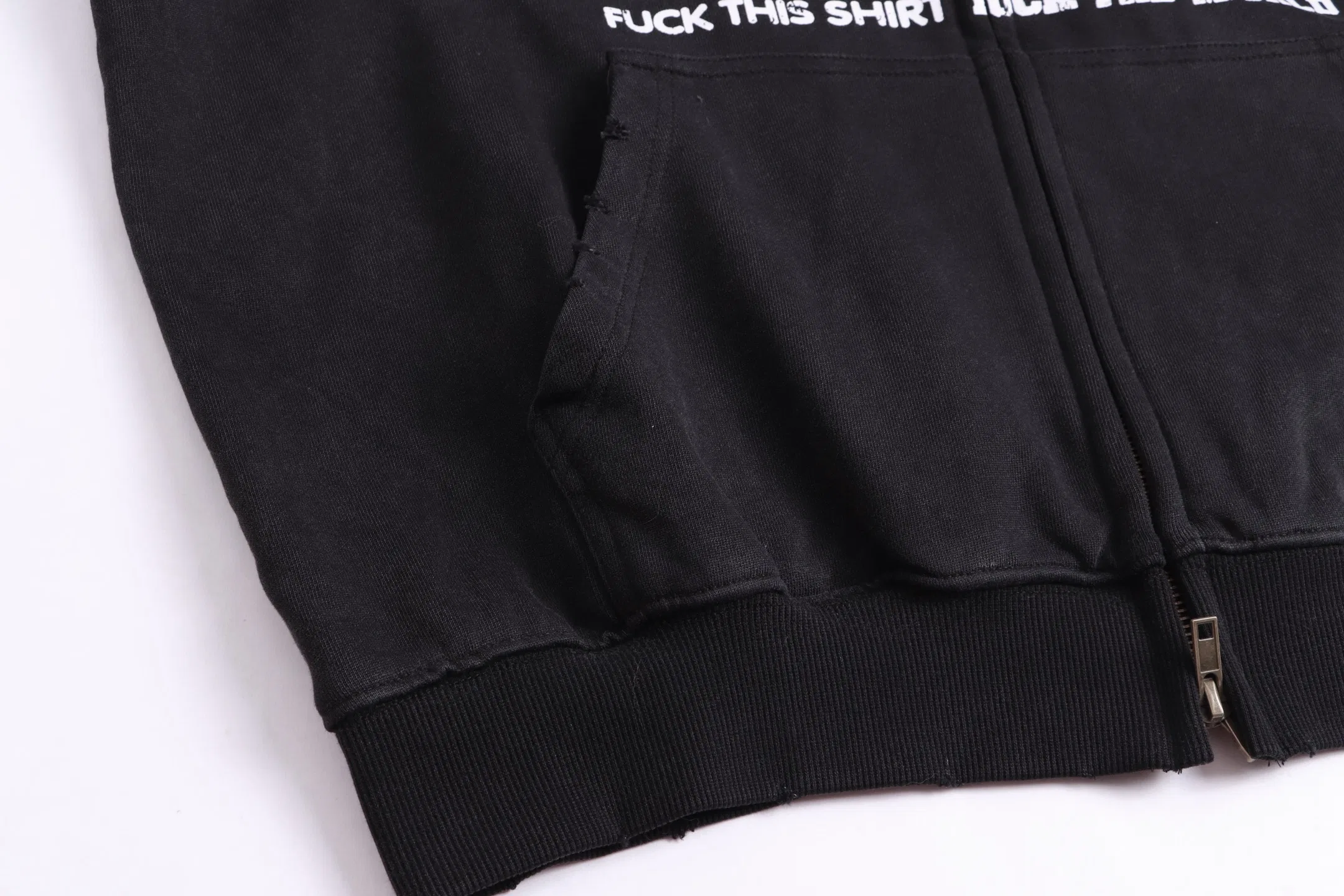 VETEMENTS 27FW GYYOCNS 030 집업후드 5