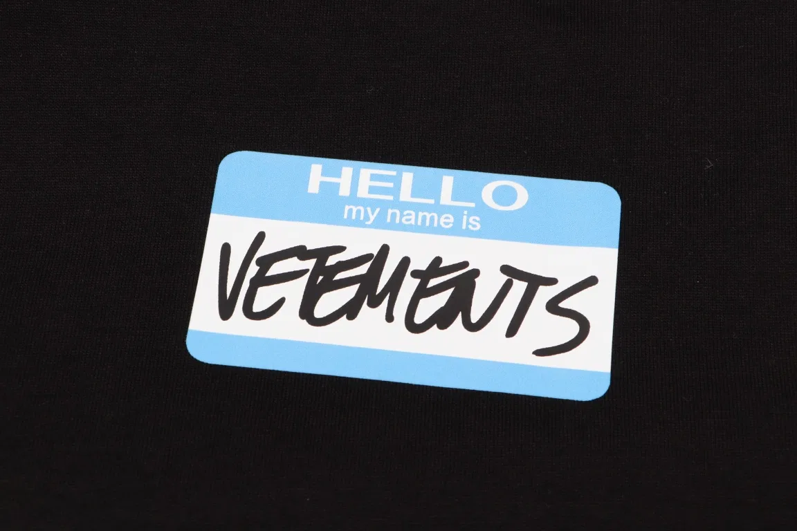 VETEMENTS 27FW GYYOCNS 034 반팔티셔츠 3