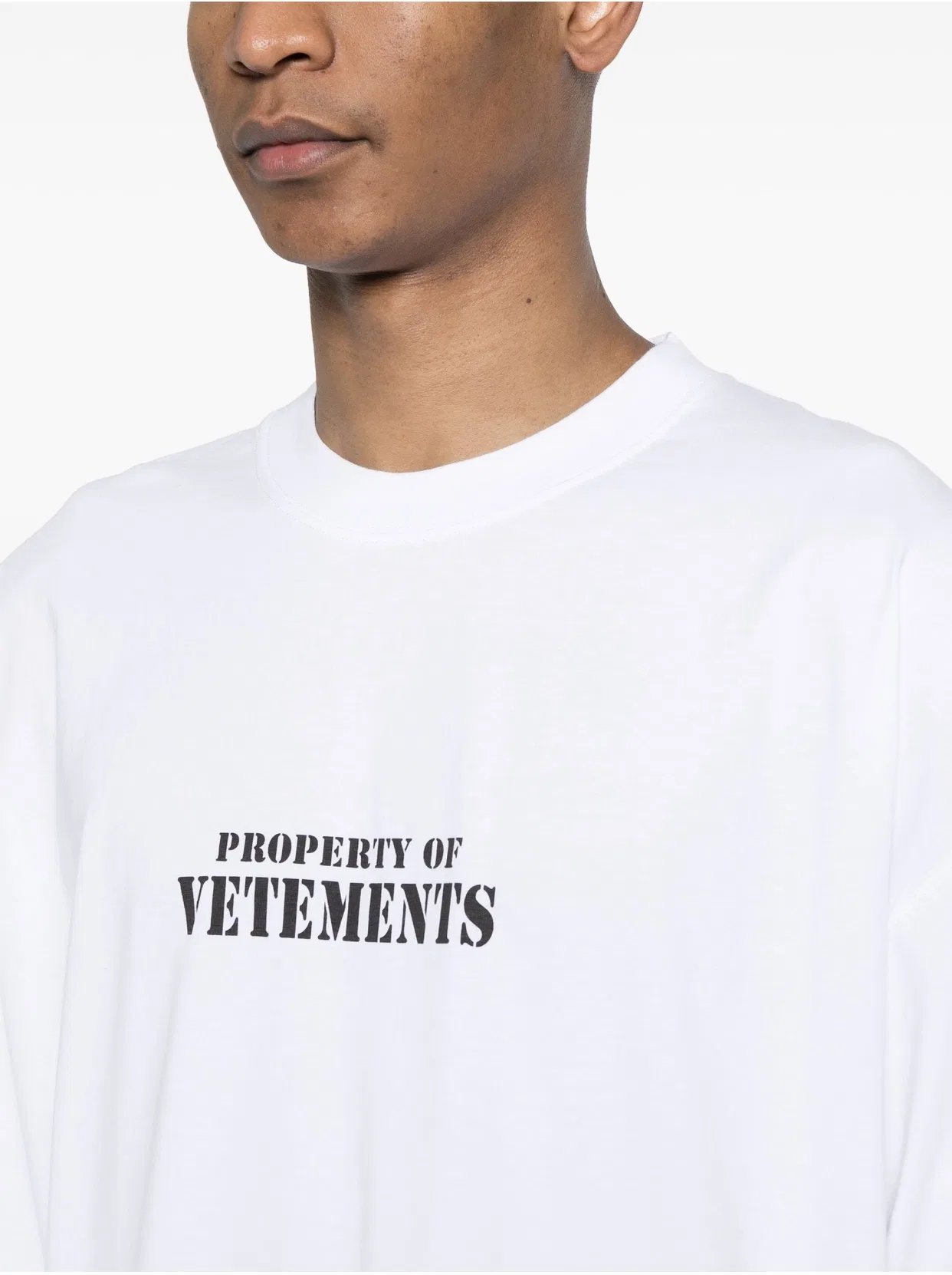 VETEMENTS 27FW GYYOCNS 037 반팔티셔츠 4