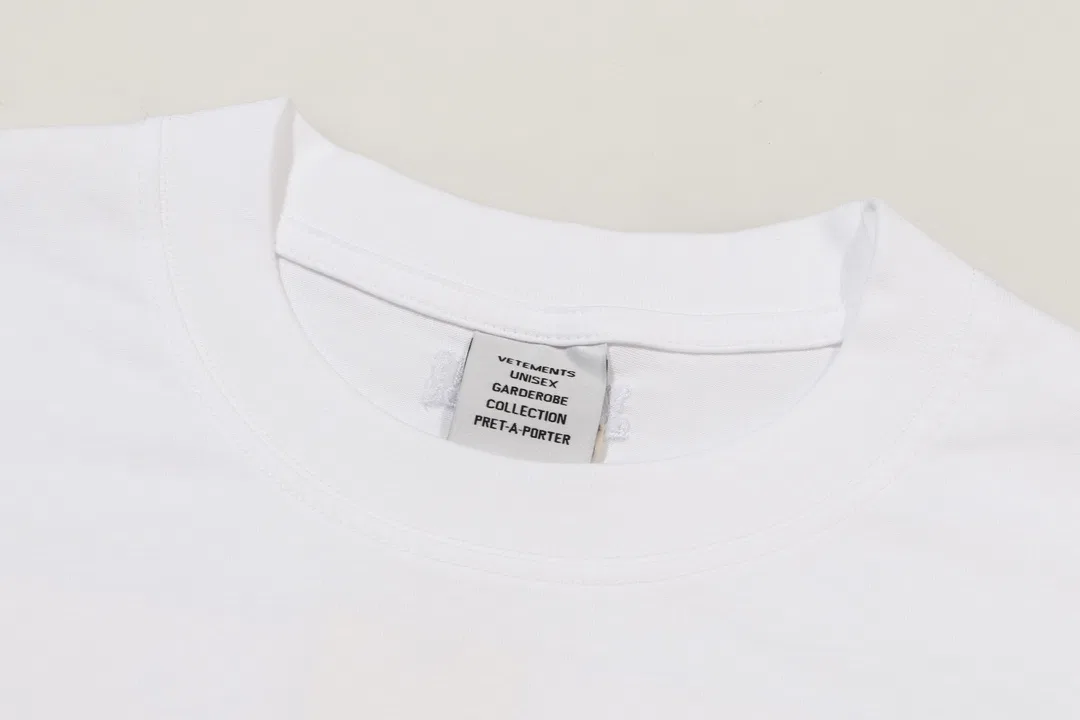 VETEMENTS 27FW ZDJWGZS 003 반팔티셔츠 5