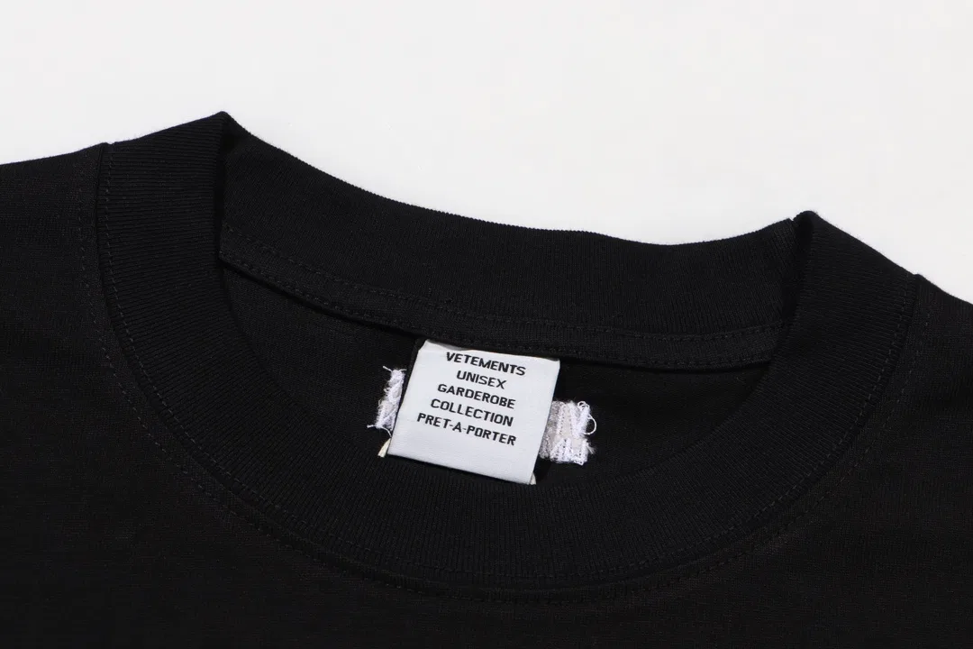 VETEMENTS 27FW ZDJWGZS 013 반팔티셔츠 4