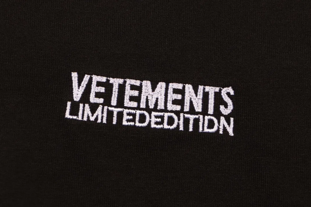 VETEMENTS 27FW ZDJWGZS 013 반팔티셔츠 5