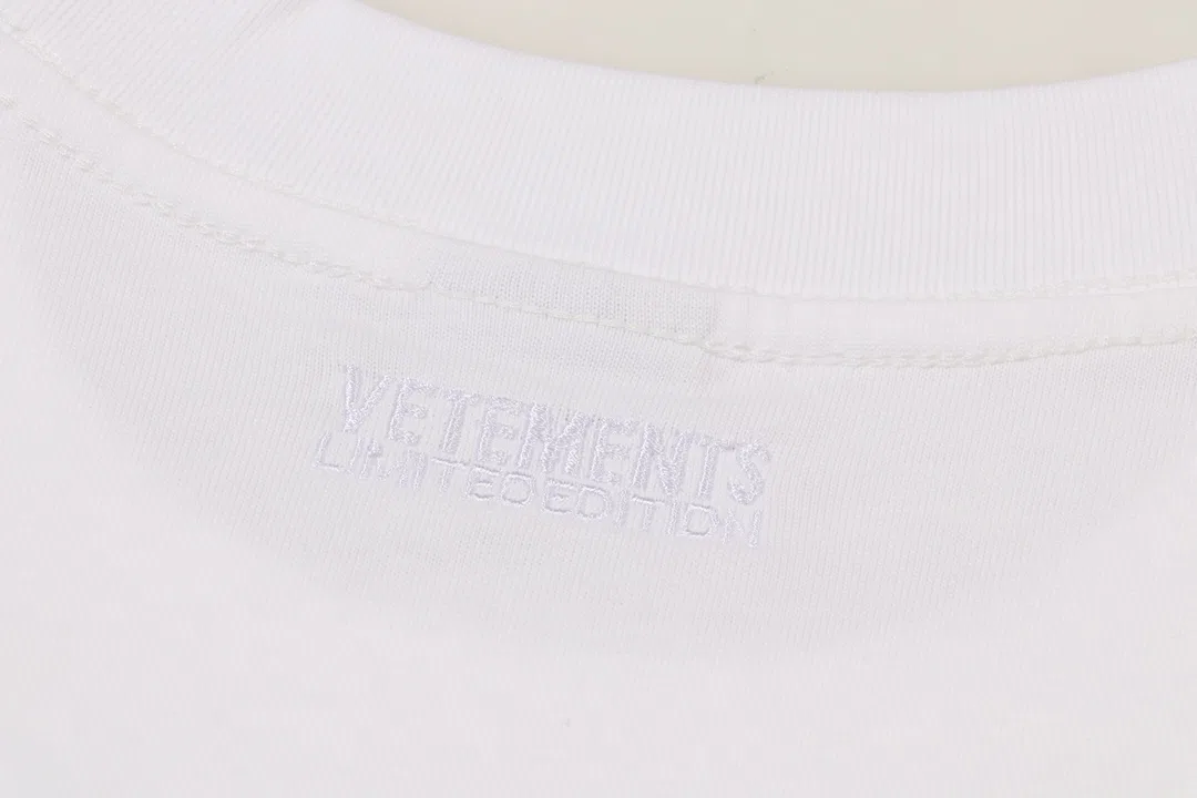 VETEMENTS 27FW ZDJWGZS 015 반팔티셔츠 5