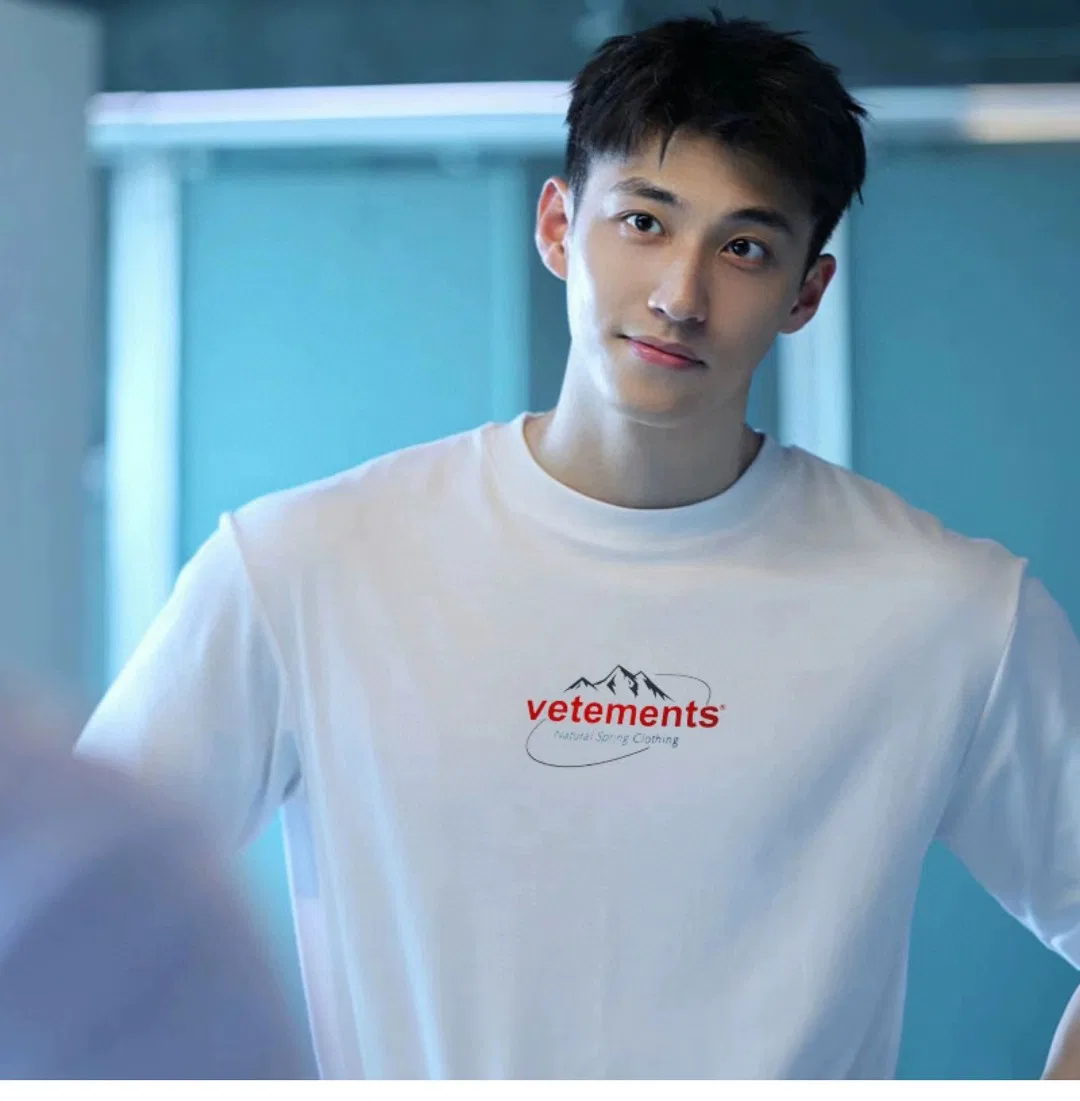 VETEMENTS 27FW ZDJWGZS 016 반팔티셔츠 2