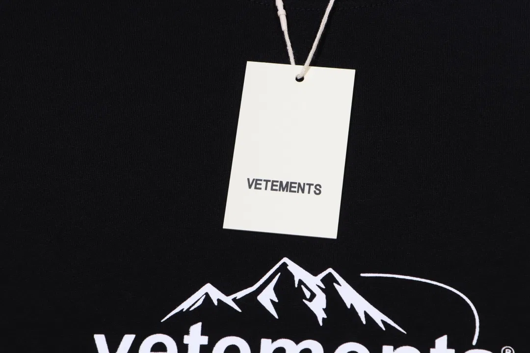 VETEMENTS 27FW ZDJWGZS 016 반팔티셔츠 6