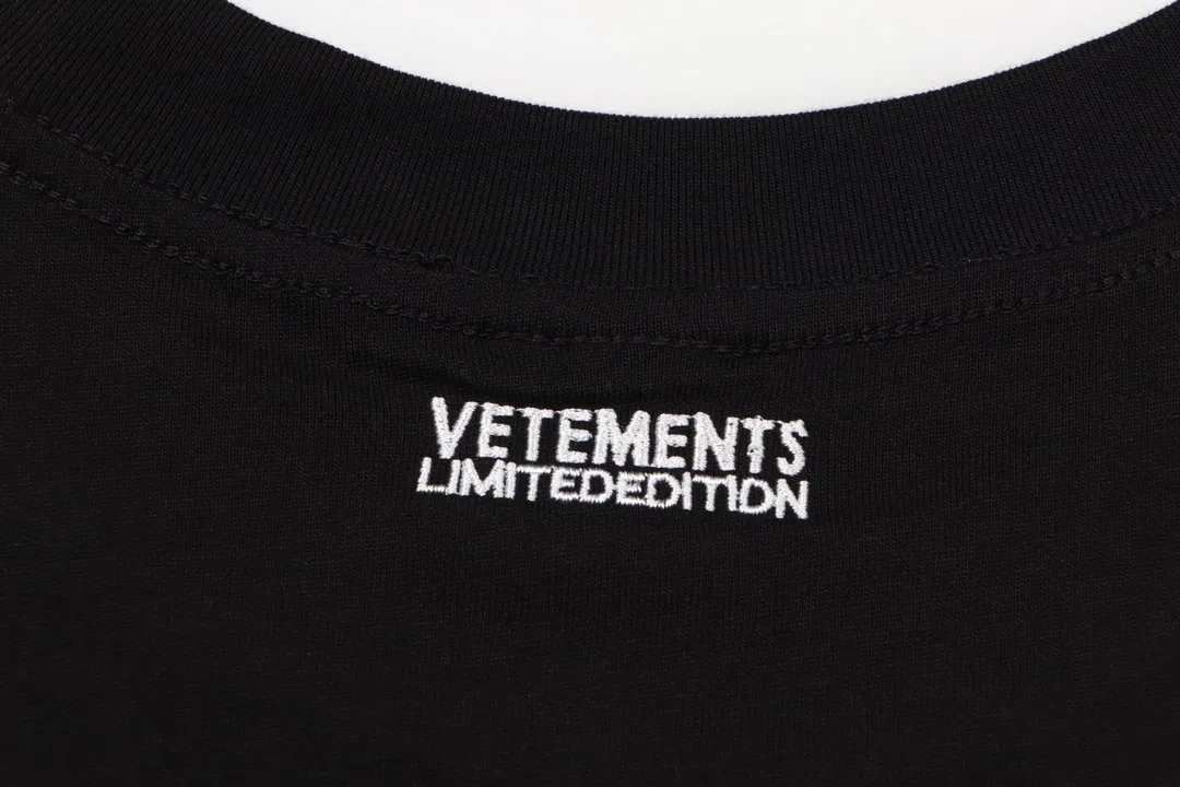VETEMENTS 27FW ZDJWGZS 017 반팔티셔츠 6