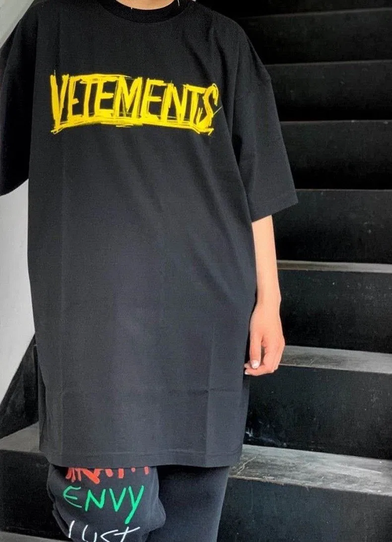 VETEMENTS 27FW ZDJWGZS 018 반팔티셔츠