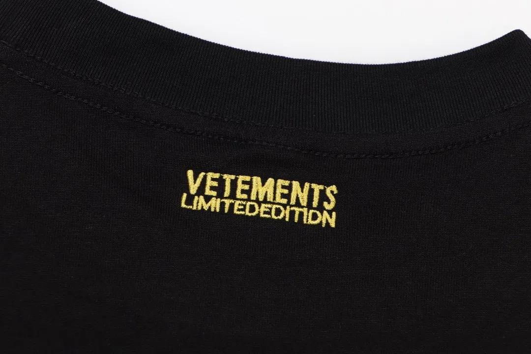 VETEMENTS 27FW ZDJWGZS 018 반팔티셔츠 6