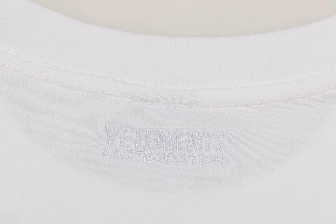 VETEMENTS 27FW ZDJWGZS 019 반팔티셔츠 6