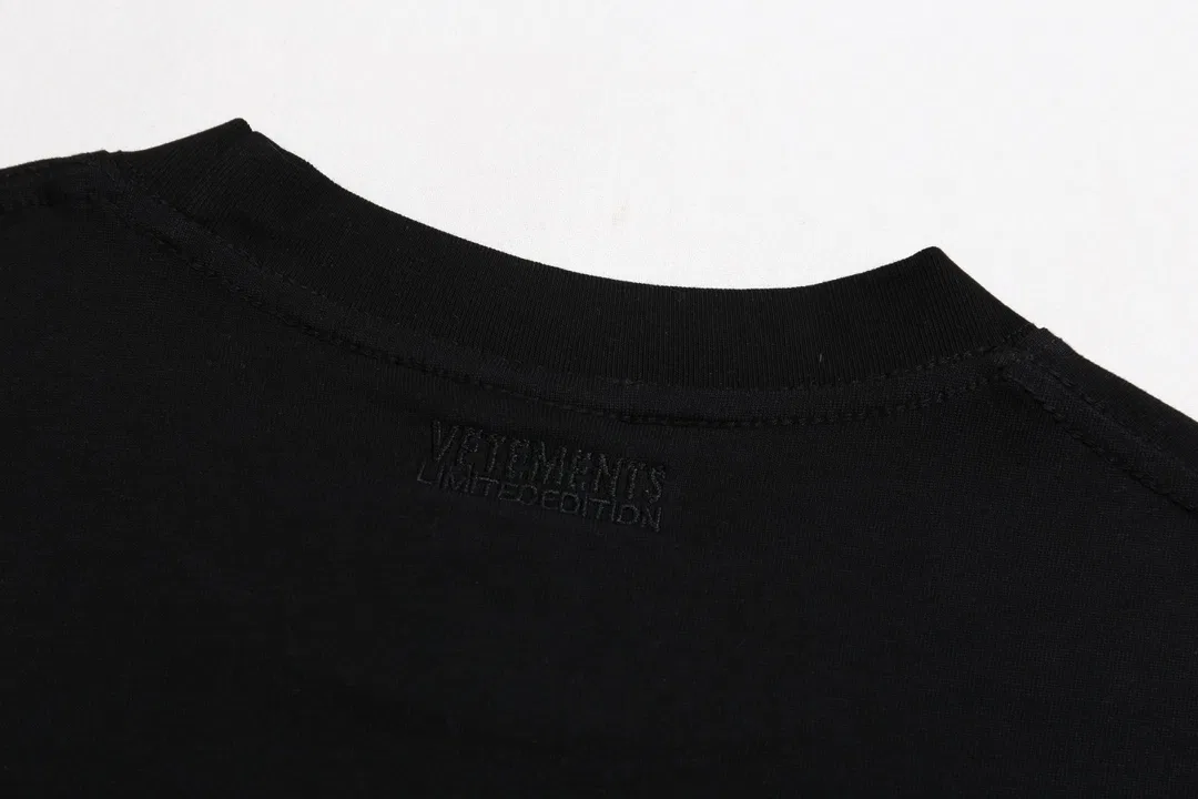 VETEMENTS 27FW ZDJWGZS 024 반팔티셔츠 6