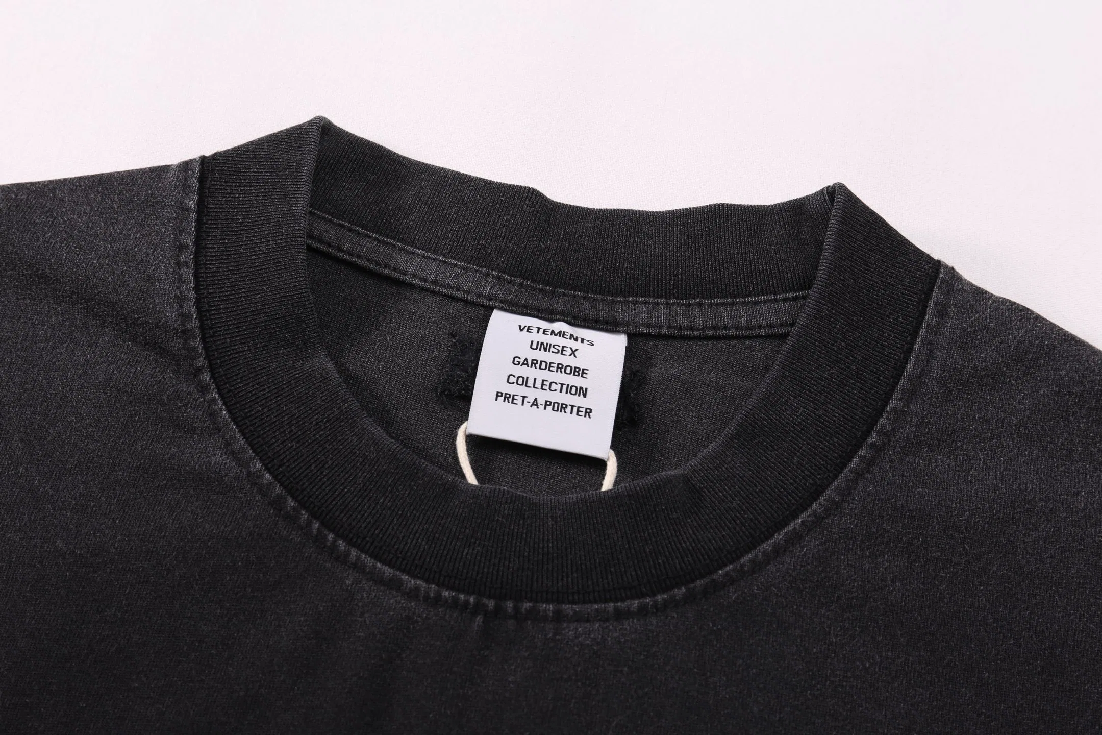 VETEMENTS 27FW ZDJWGZS 031 반팔티셔츠 5