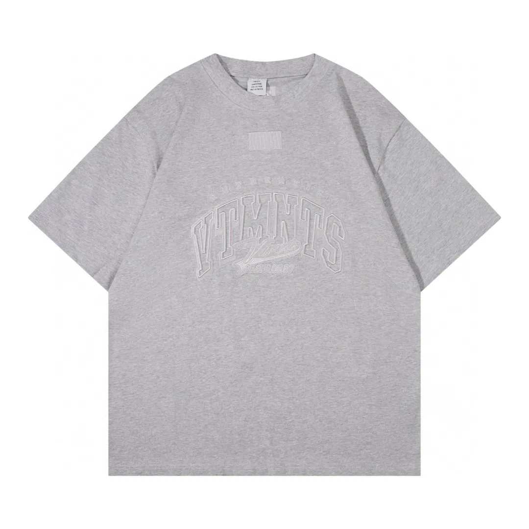 VETEMENTS 27FW ZDJWGZS 036 반팔티셔츠