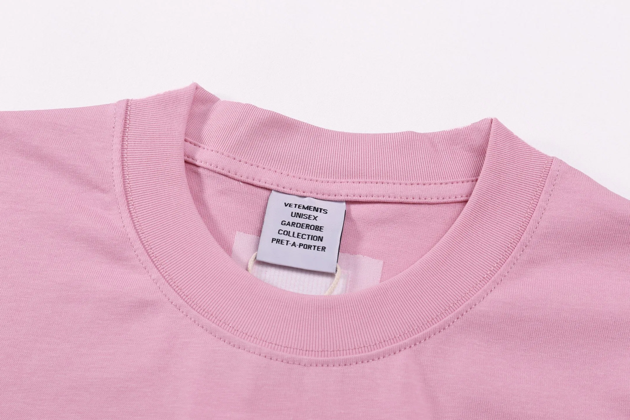 VETEMENTS 27FW ZDJWGZS 036 반팔티셔츠 4