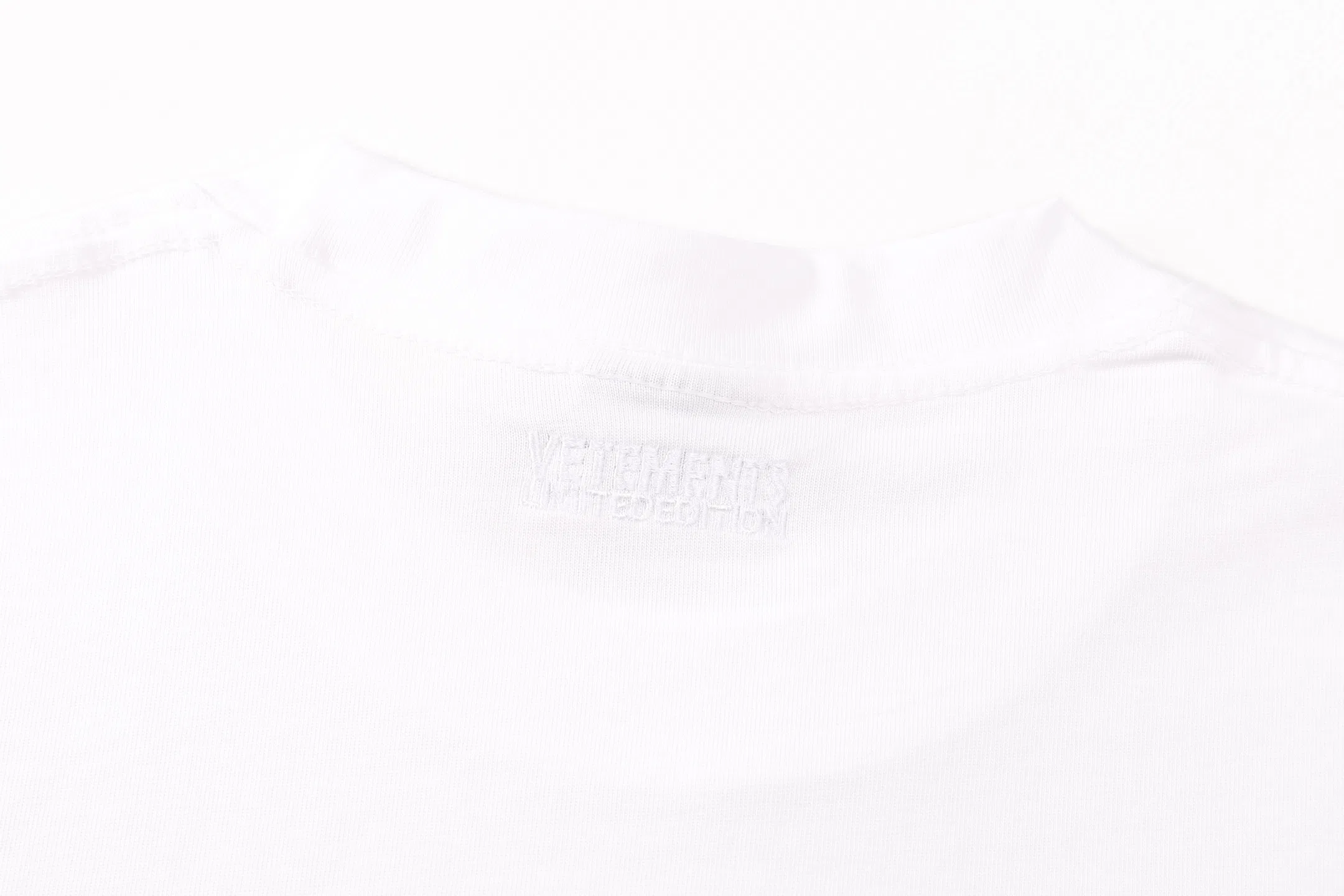 VETEMENTS 27FW ZDJWGZS 039 반팔티셔츠 6