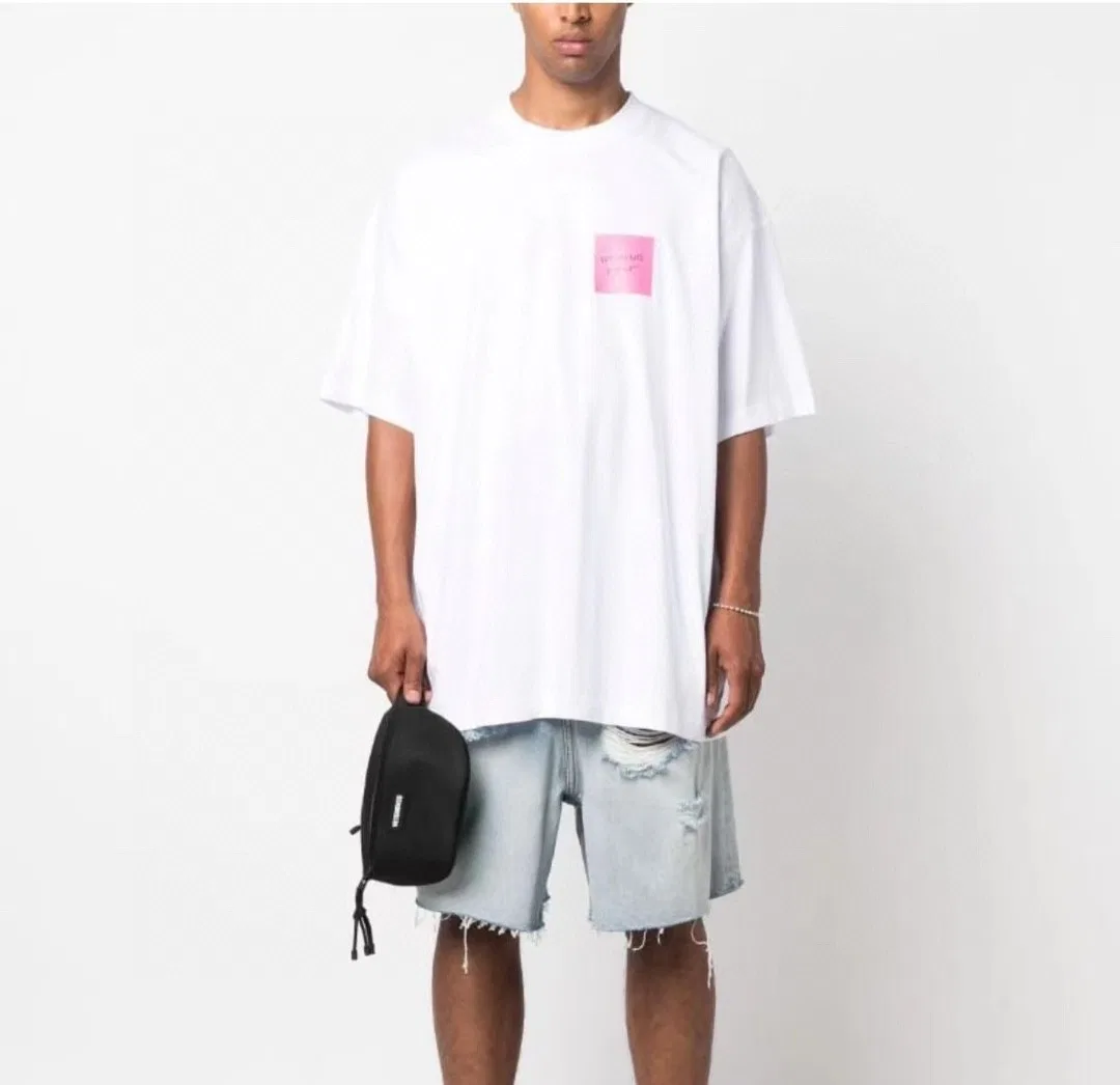 VETEMENTS 27FW ZDJWGZS 041 반팔티셔츠