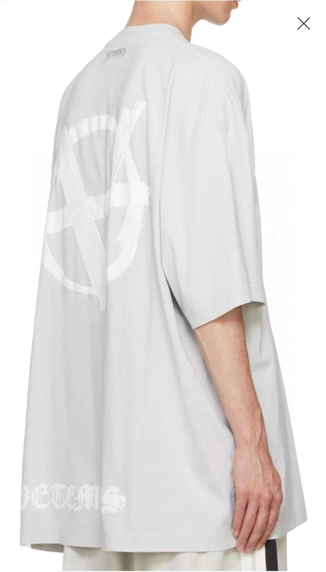 VETEMENTS 27FW ZDJWGZS 045 반팔티셔츠
