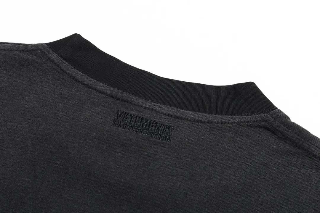 VETEMENTS 27FW ZDJWGZS 049 반팔티셔츠 6