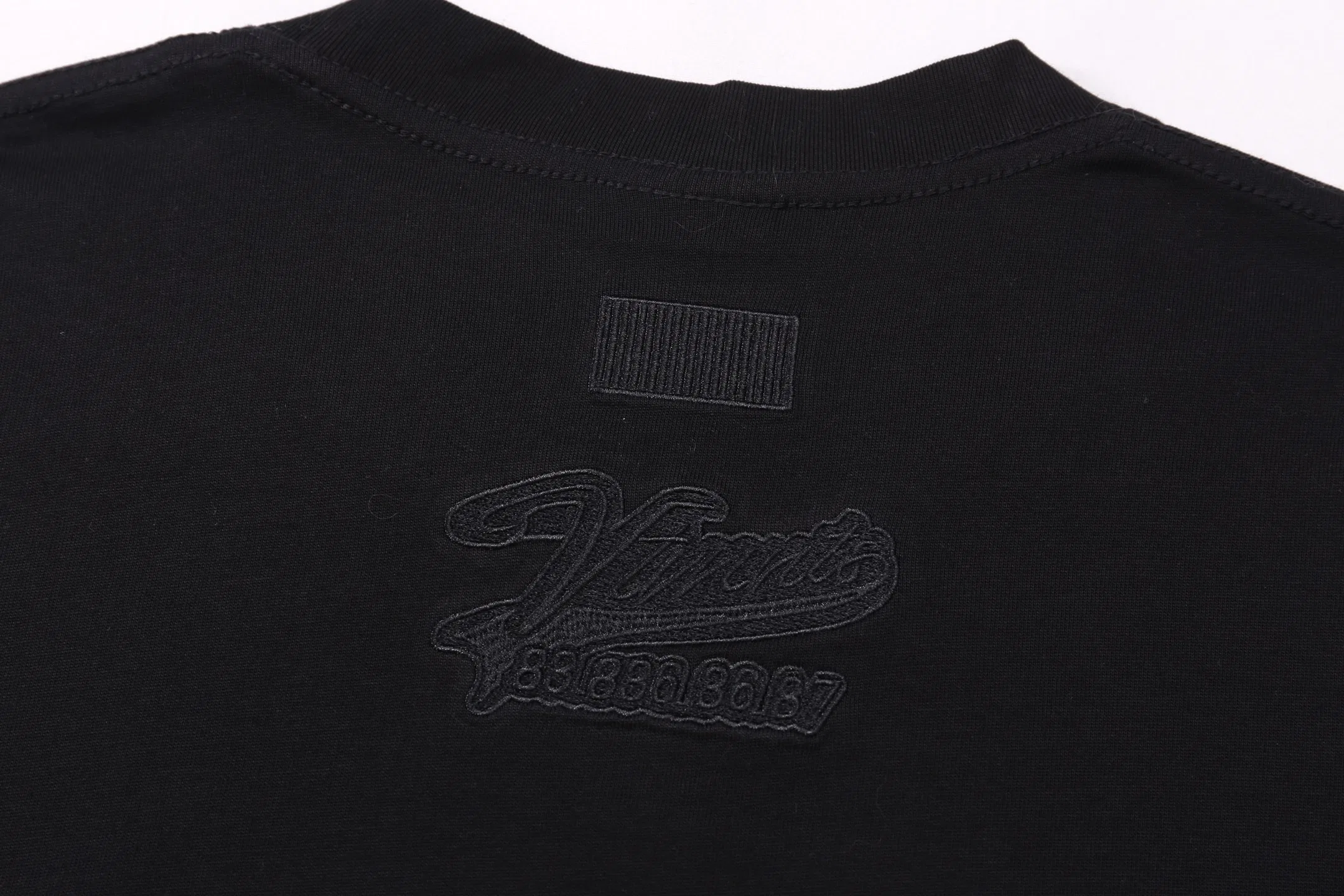 VETEMENTS 27FW ZDJWGZS 057 반팔티셔츠 6