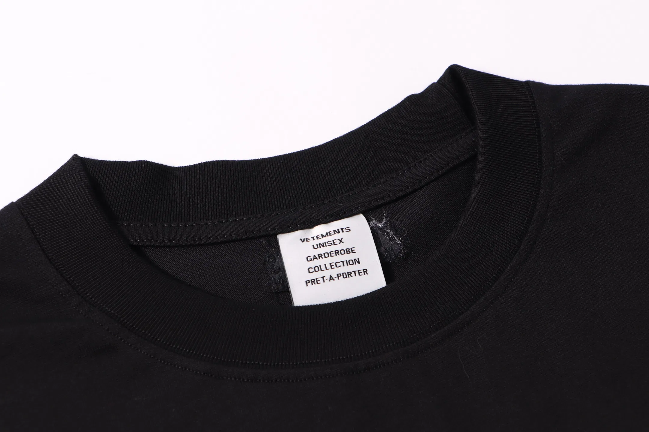 VETEMENTS 27FW ZDJWGZS 093 반팔티셔츠 3