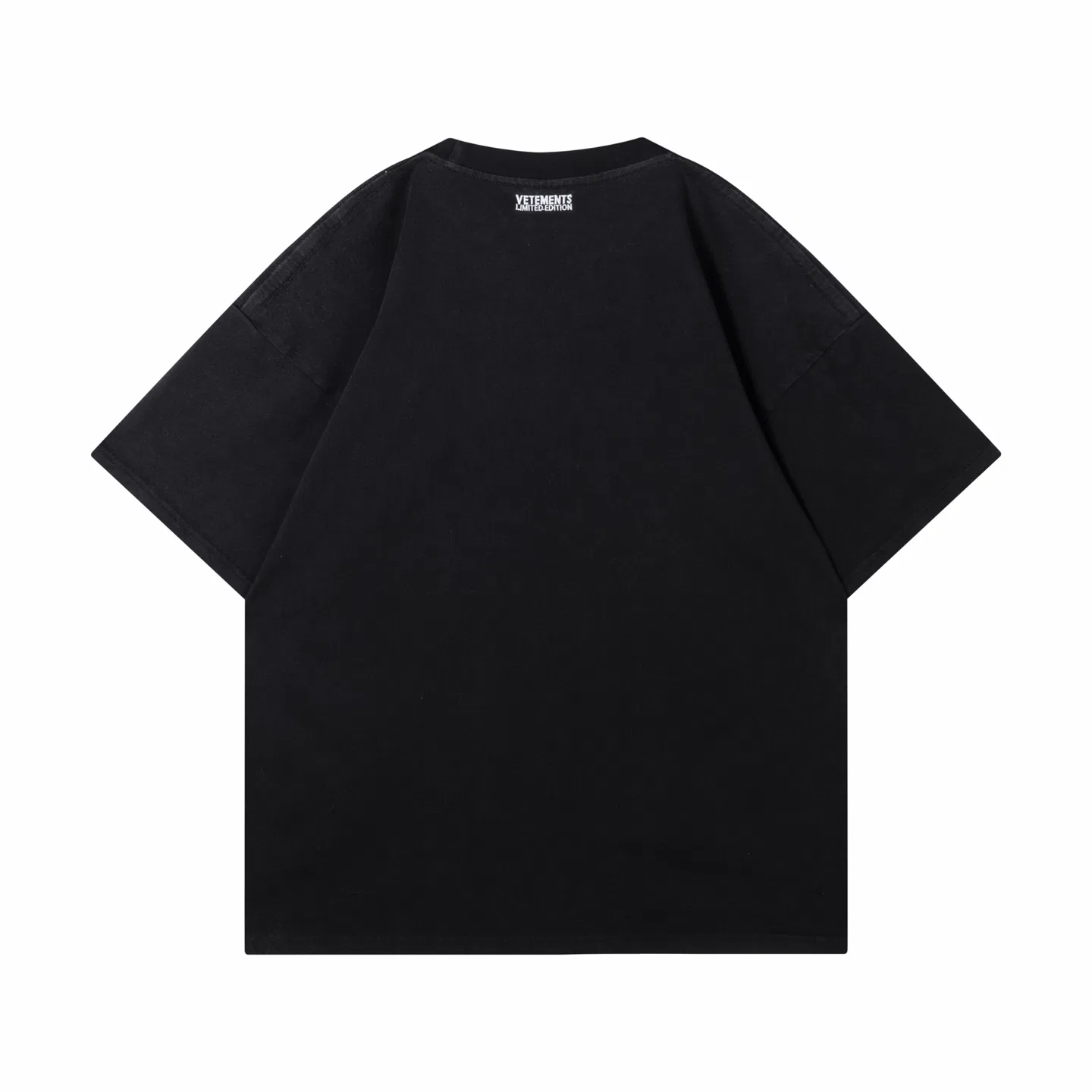 VETEMENTS 27FW ZDJWGZS 106 반팔티셔츠 4