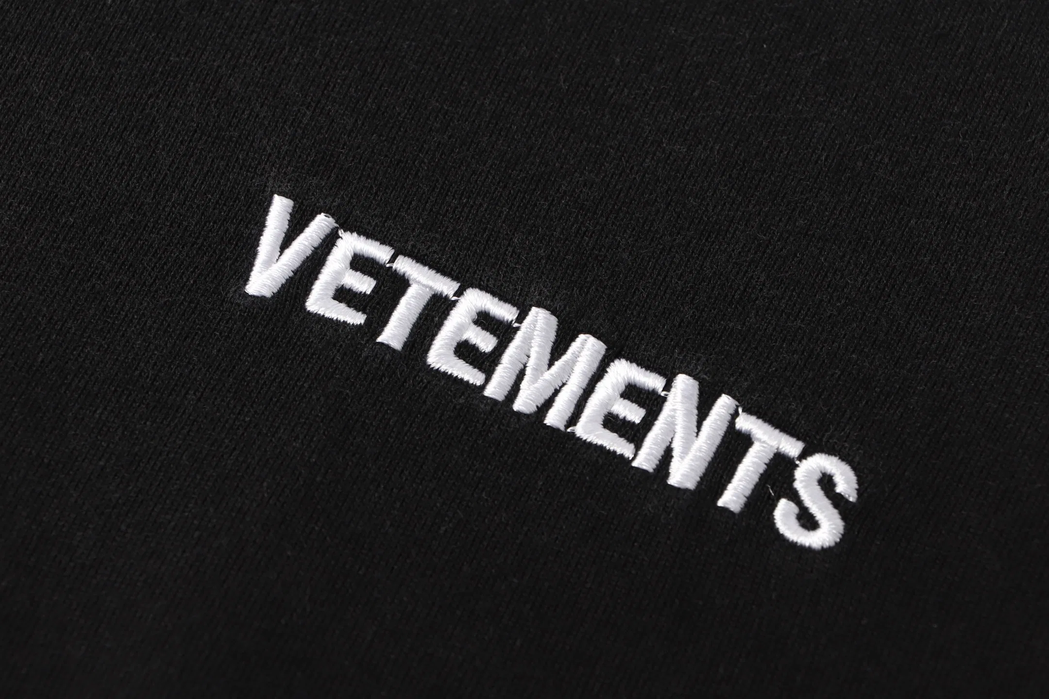 VETEMENTS 27FW ZDJWGZS 106 반팔티셔츠 5