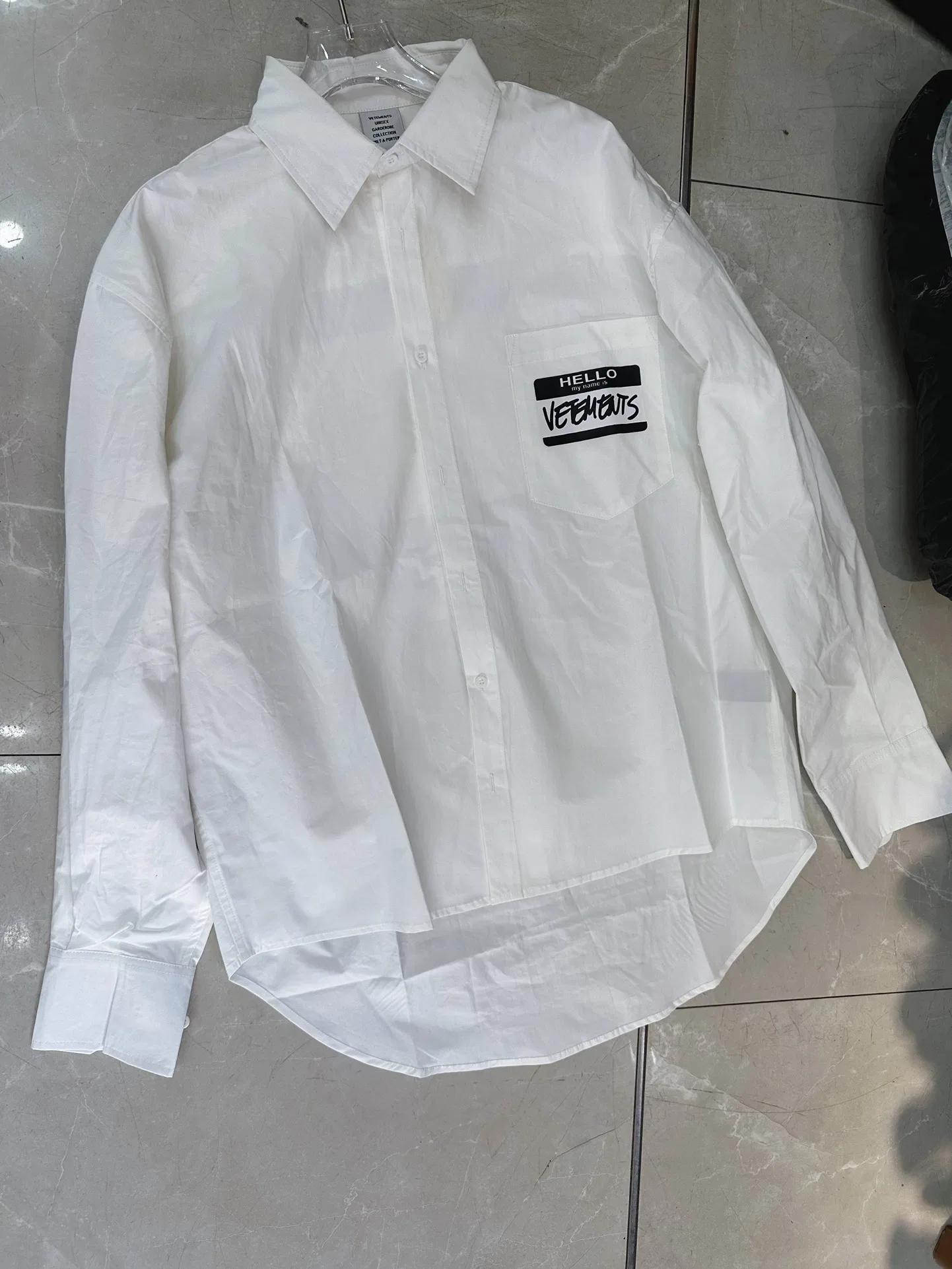 VETEMENTS 27FW ZDJWGZS 124 셔츠 3