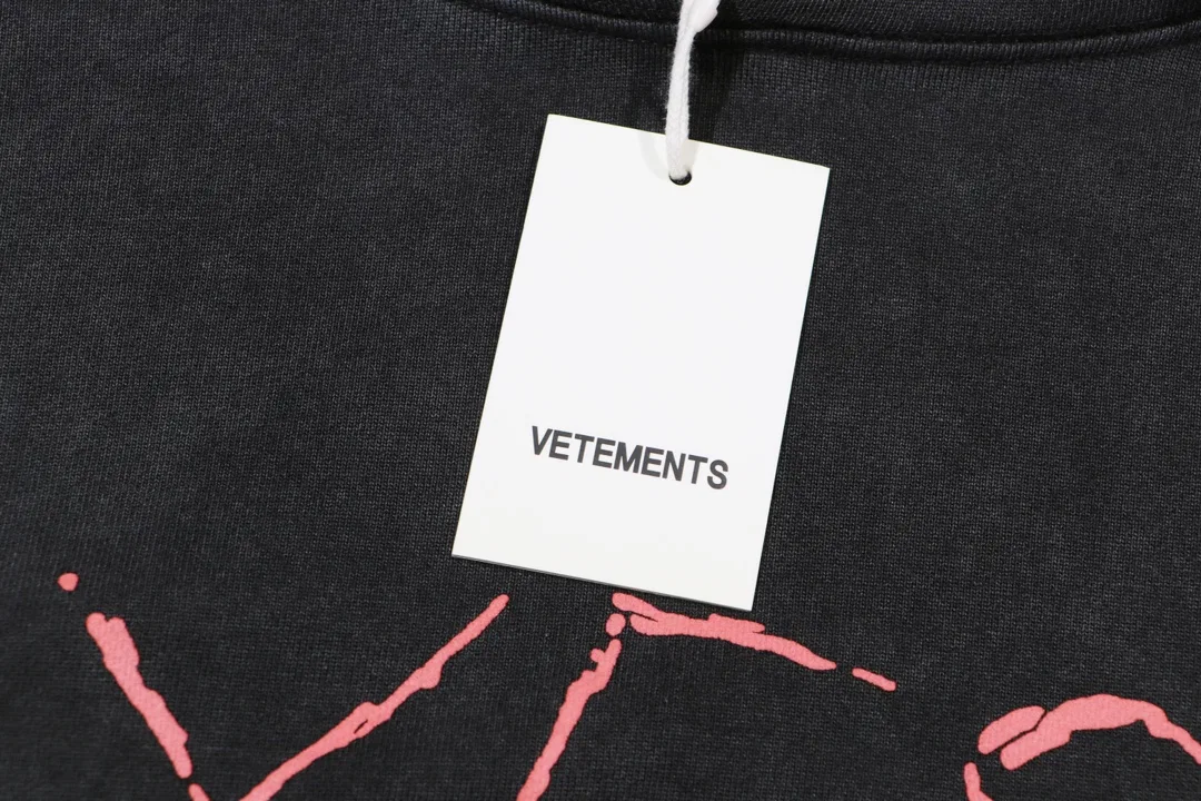 VETEMENTS 27FW ZDJWGZS 132 후드 6