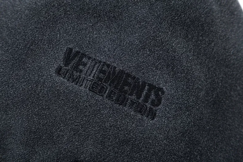 VETEMENTS 27FW ZDJWGZS 138 집업후드 6