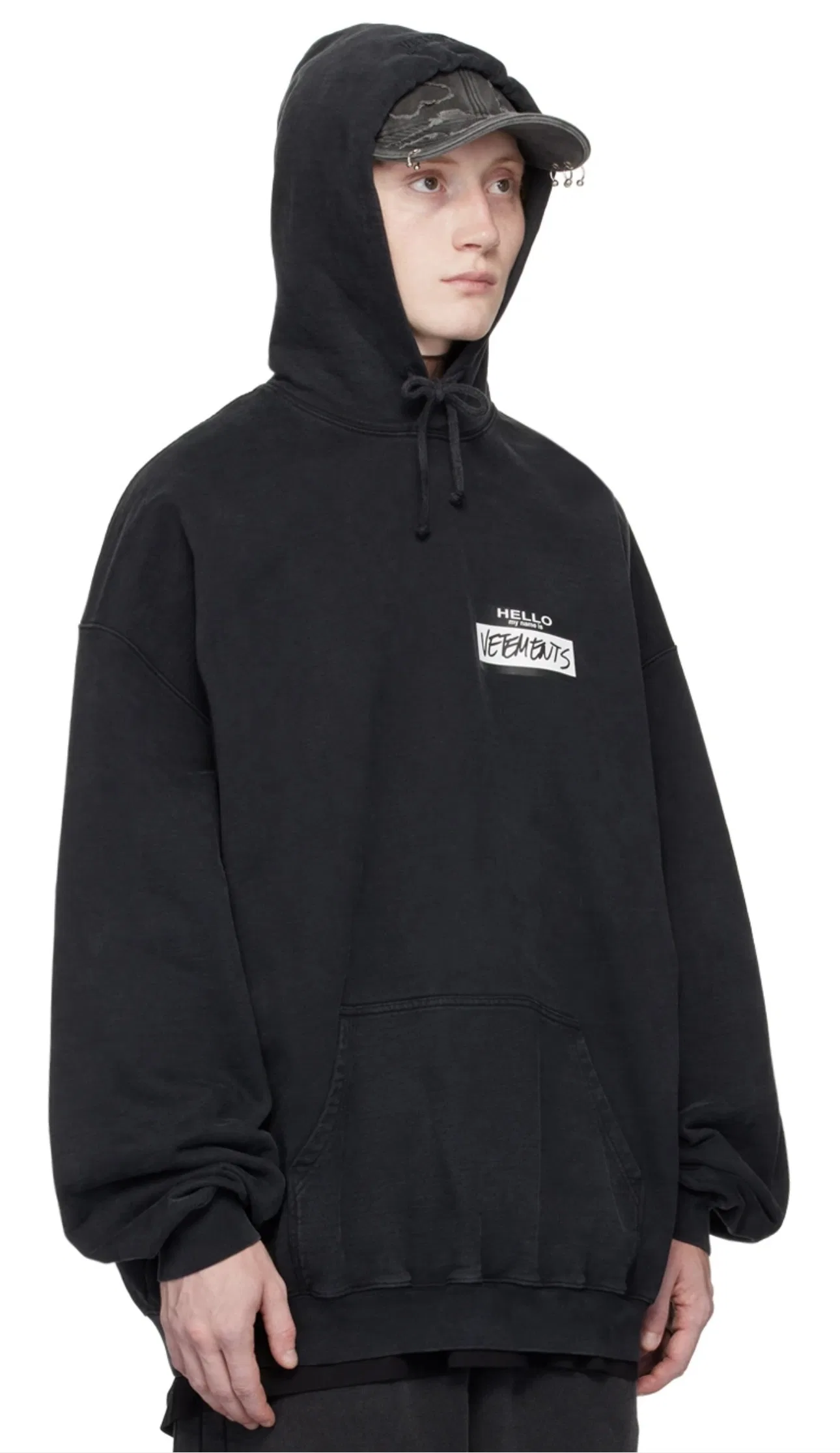 VETEMENTS 27FW ZDJWGZS 144 후드