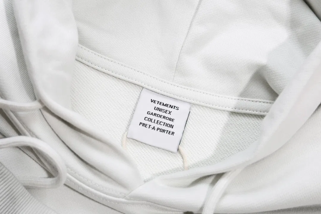 VETEMENTS 27FW ZDJWGZS 146 후드 5
