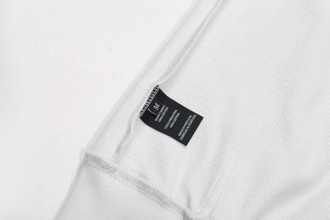 VETEMENTS 27FW ZDJWGZS 147 후드 6