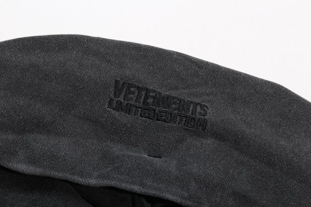 VETEMENTS 27FW ZDJWGZS 148 후드 6