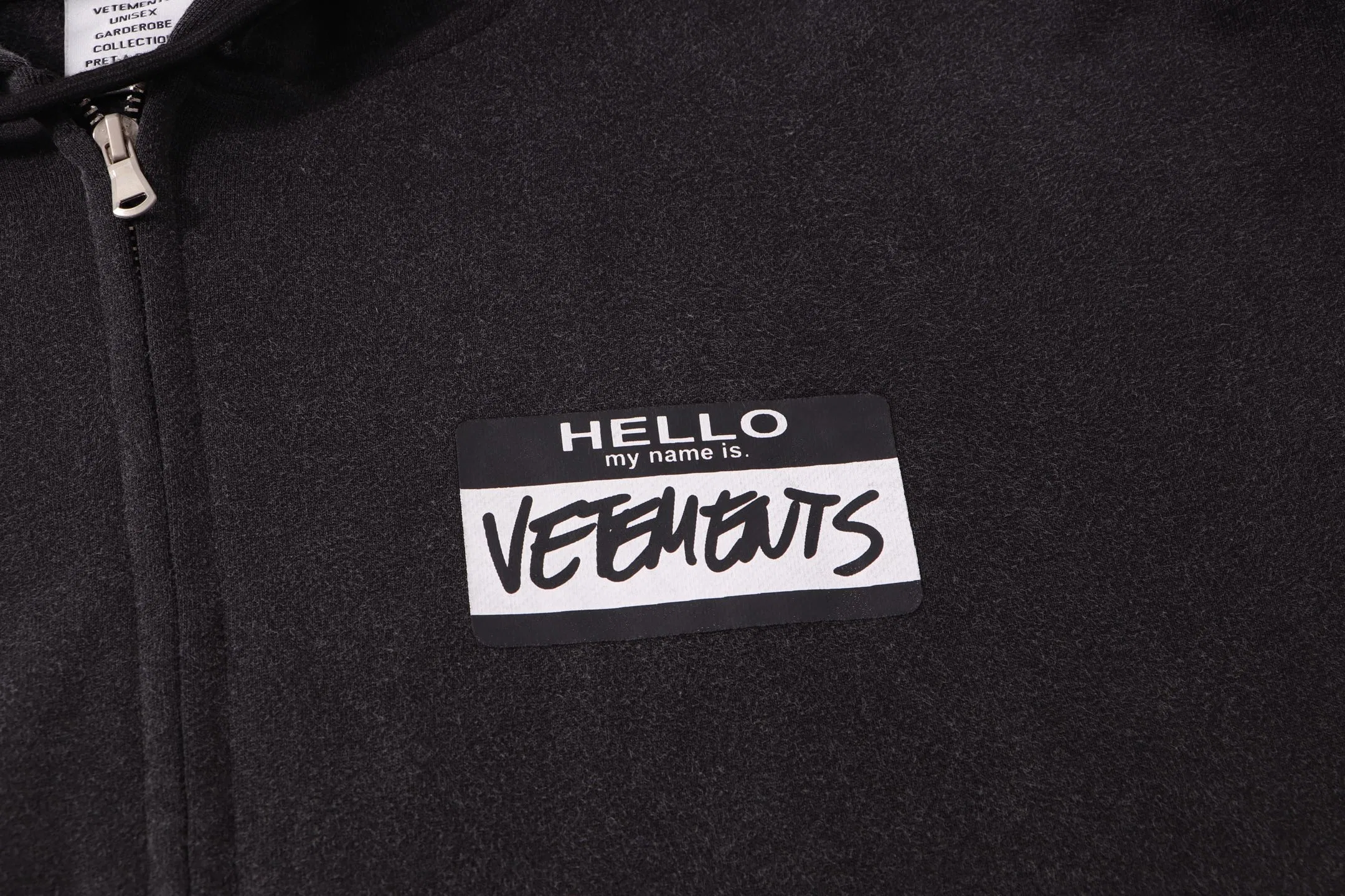 VETEMENTS 27FW ZDJWGZS 151 집업후드 3