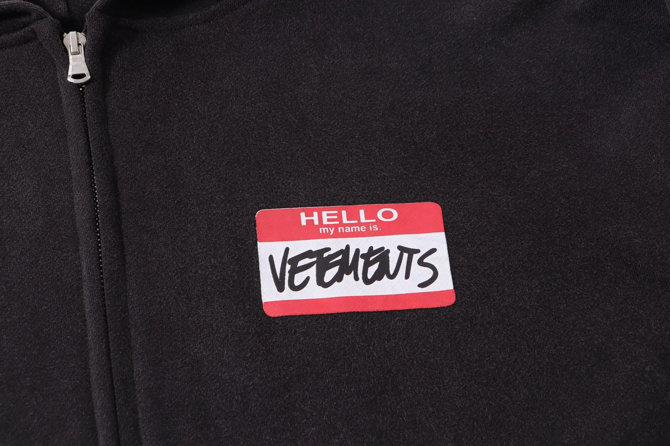 VETEMENTS 27FW ZDJWGZS 152 집업후드 3