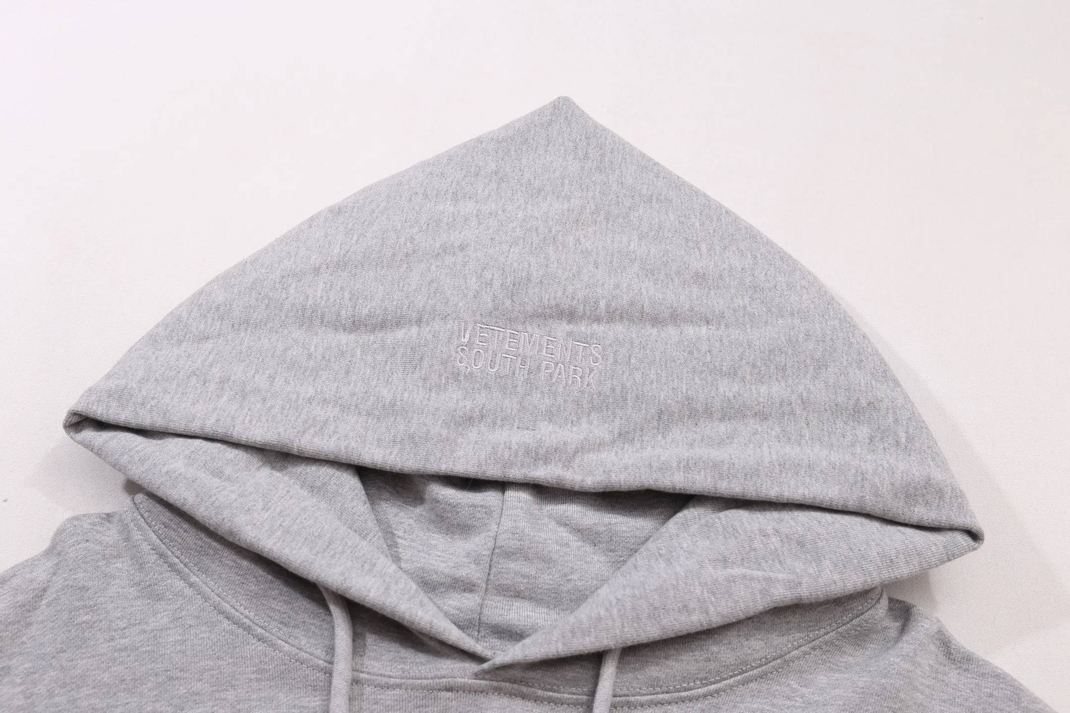 VETEMENTS 27FW ZDJWGZS 158 후드 6