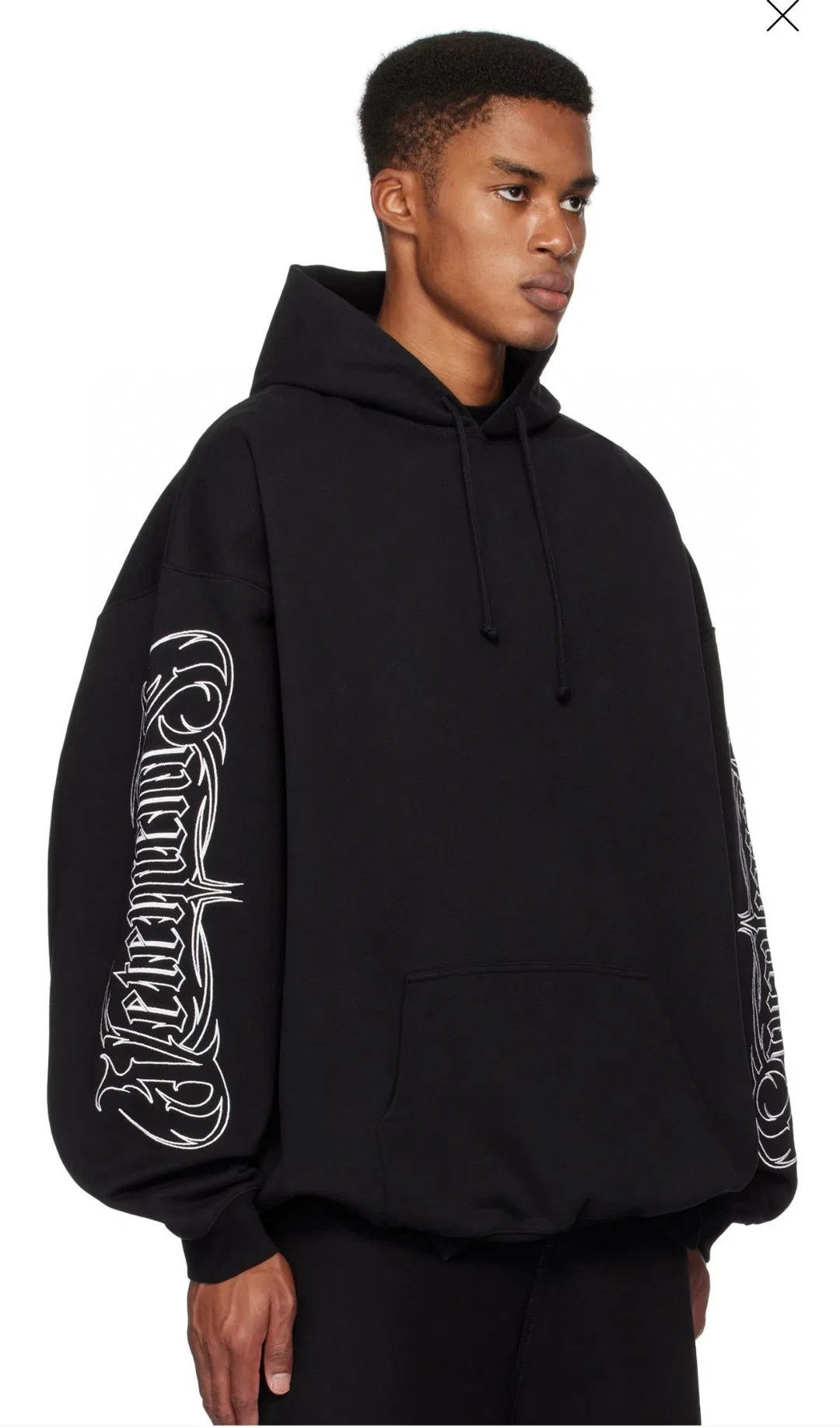 VETEMENTS 27FW ZDJWGZS 159 후드