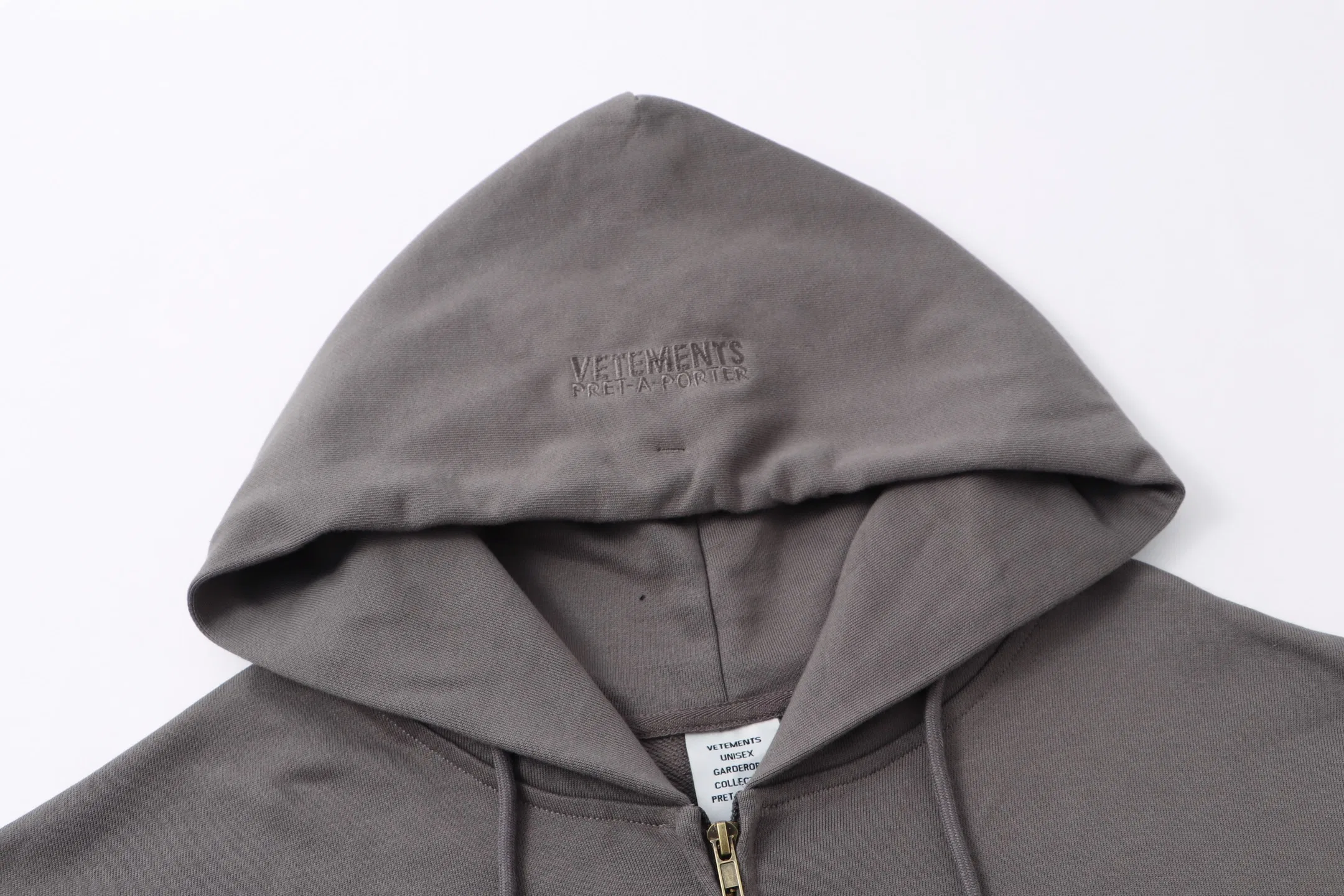 VETEMENTS 27FW ZDJWGZS 178 집업후드 3