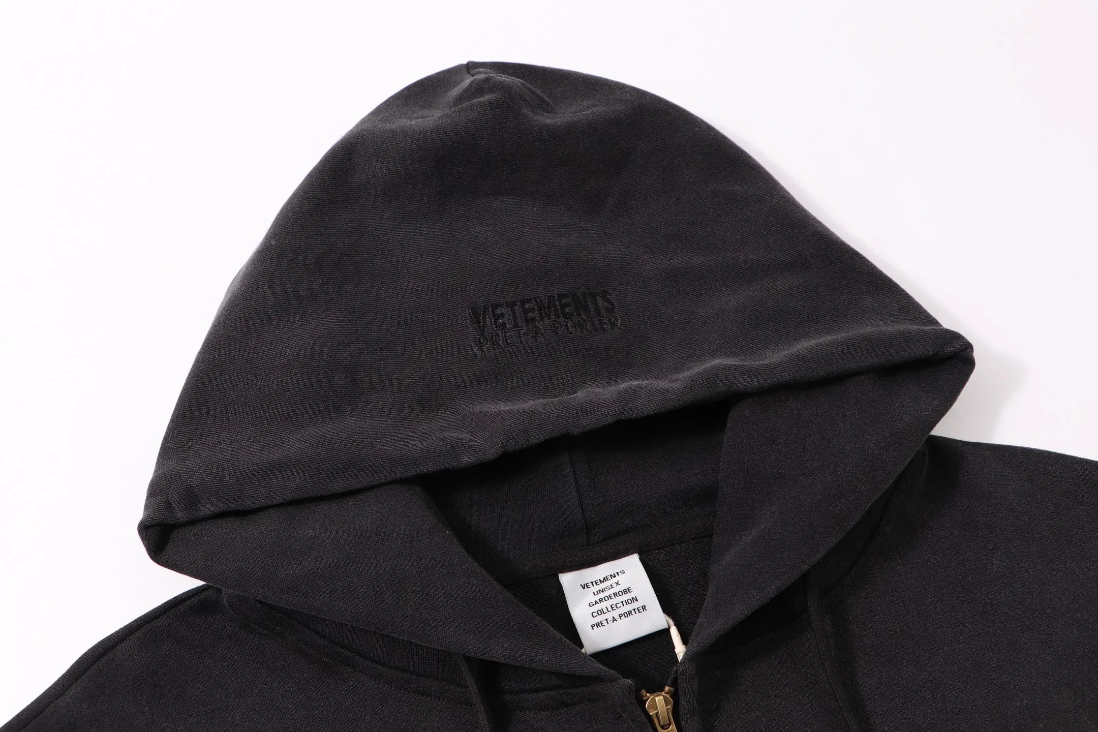 VETEMENTS 27FW ZDJWGZS 179 집업후드 3