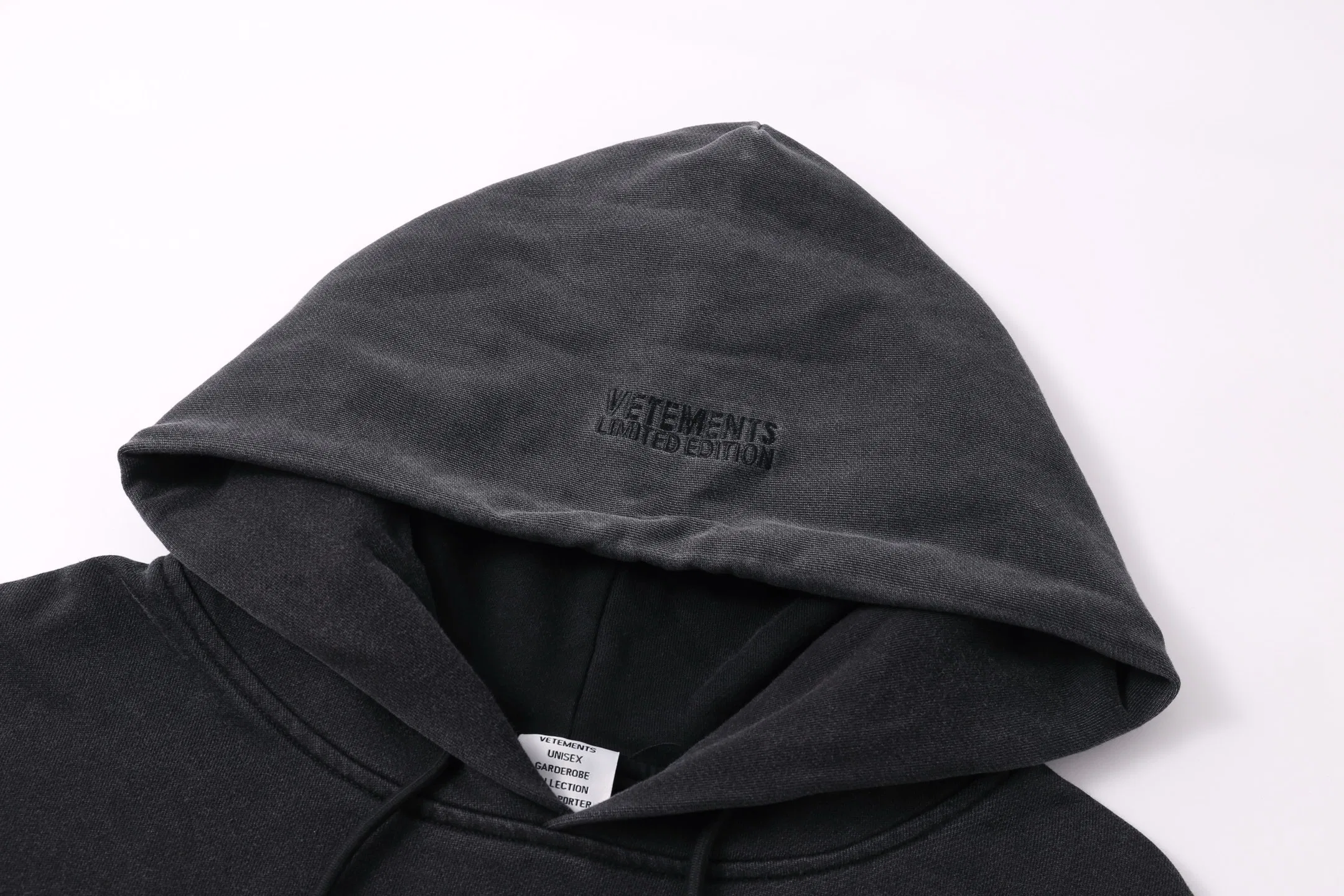 VETEMENTS 27FW ZDJWGZS 181 후드 4