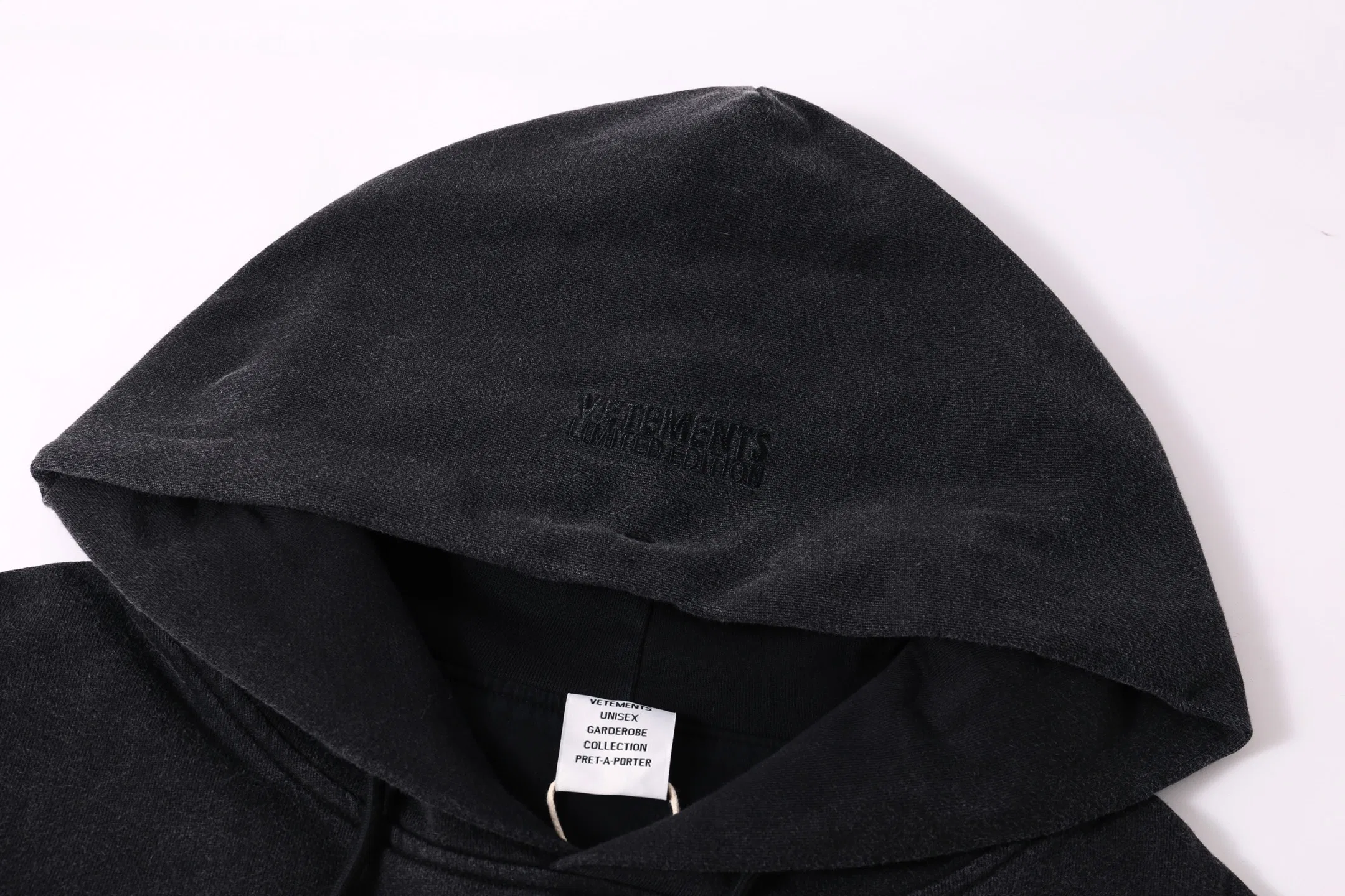 VETEMENTS 27FW ZDJWGZS 183 후드 3