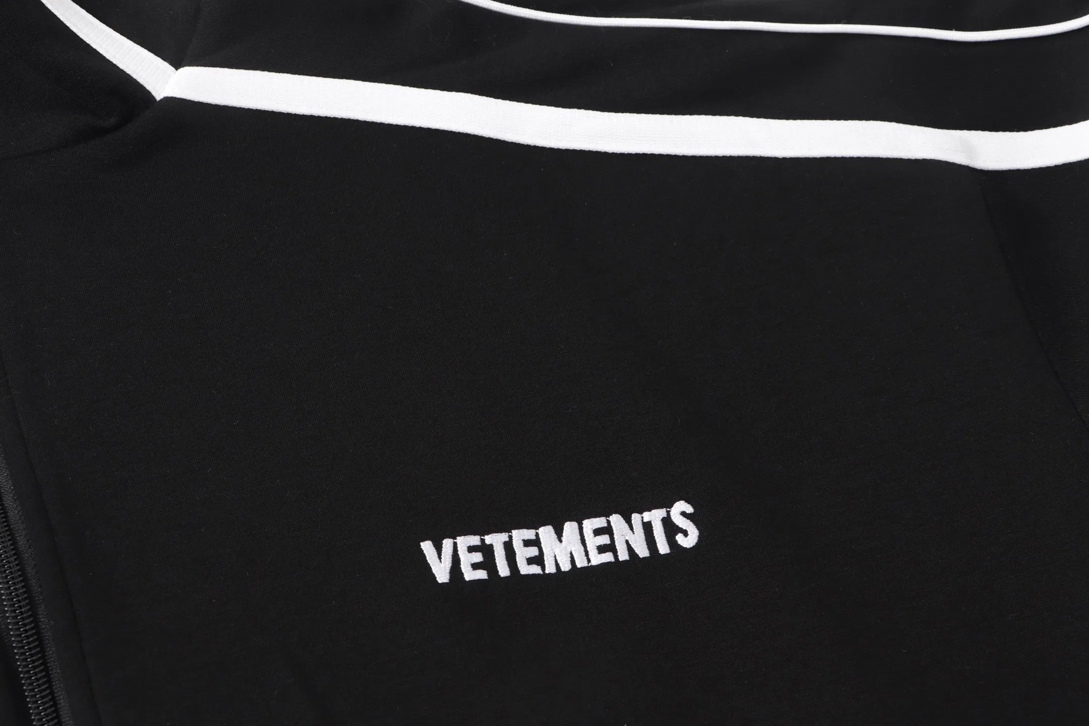 VETEMENTS 27FW ZDJWGZS 187 자켓 6