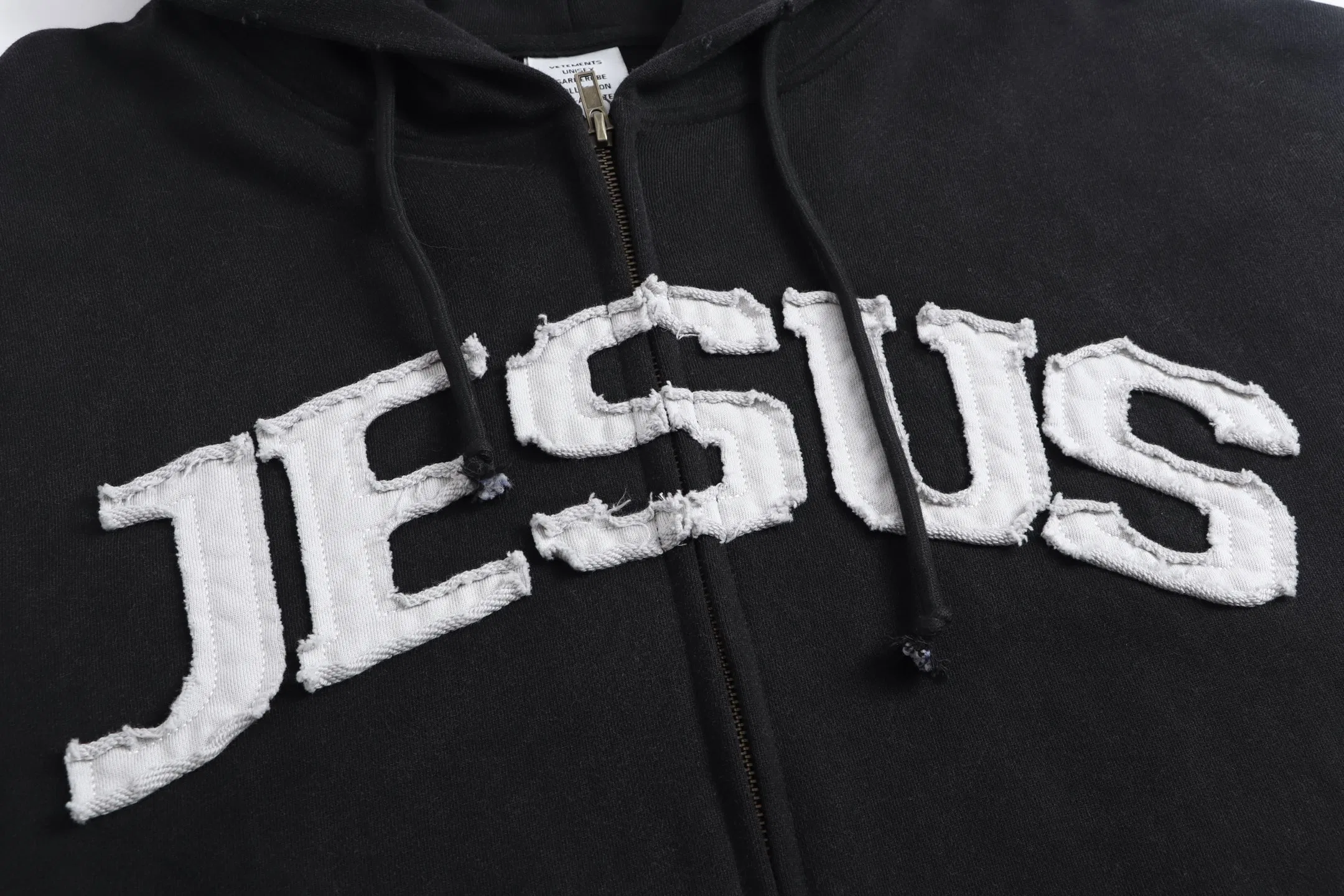 VETEMENTS 27FW ZDJWGZS 196 집업후드 3