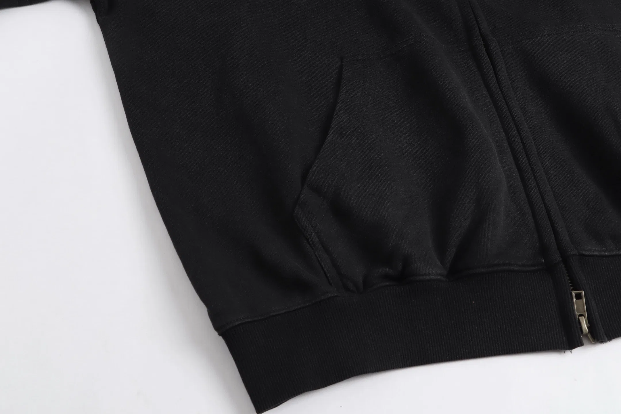 VETEMENTS 27FW ZDJWGZS 198 집업후드 4