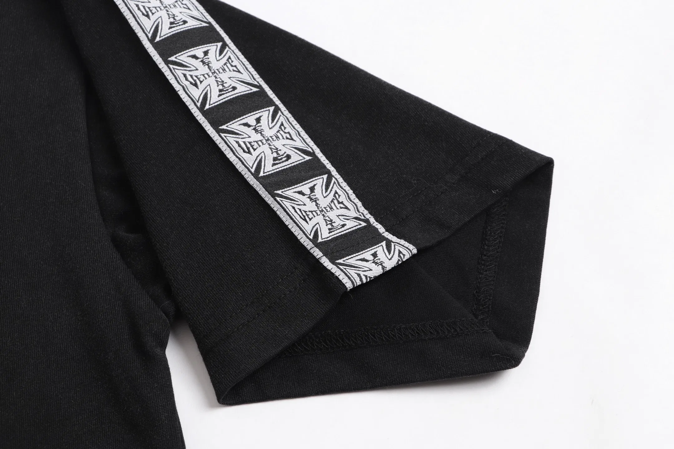 VETEMENTS 27FW ZDJWGZS 205 반팔티셔츠 6