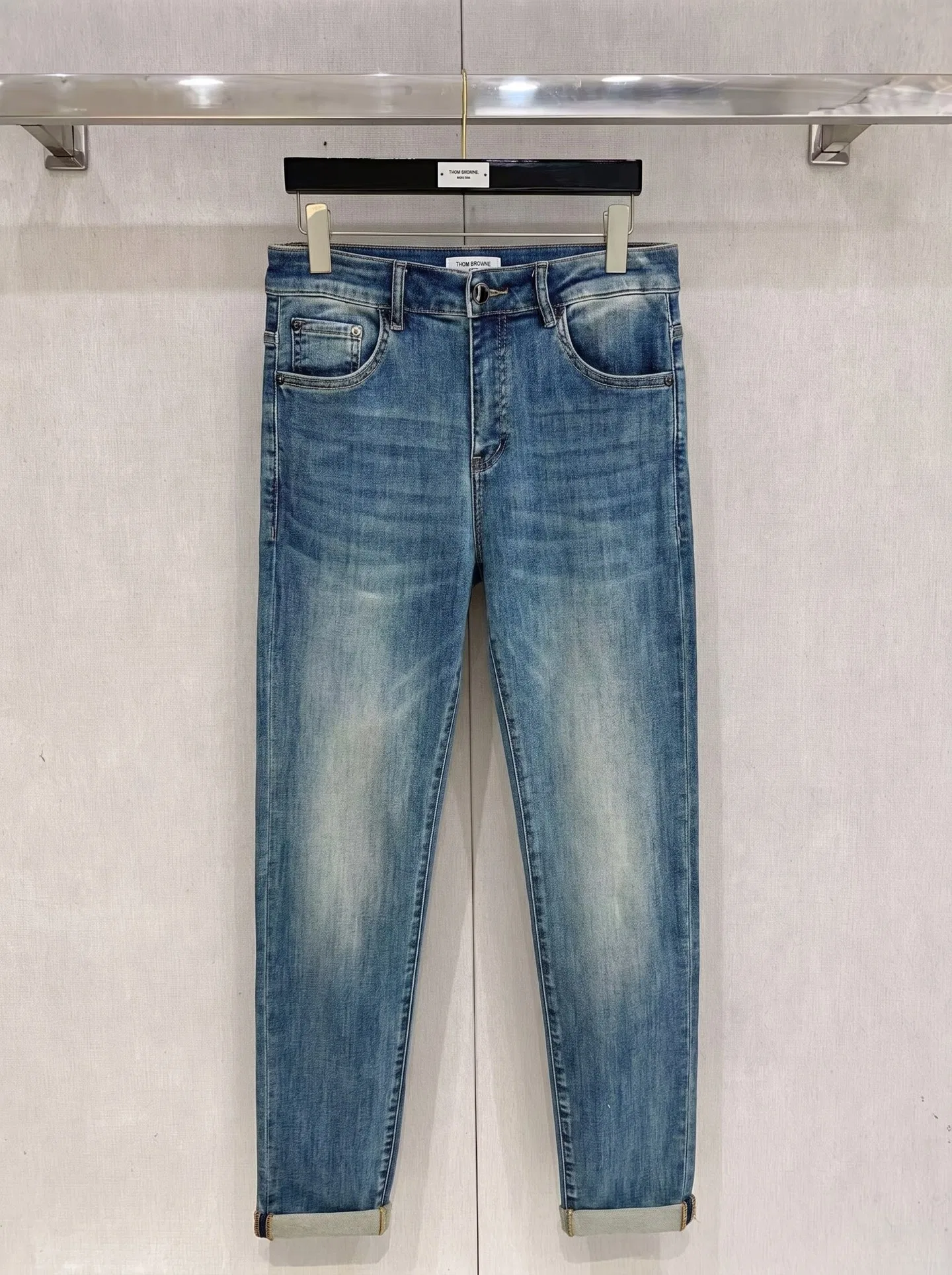 VL 27FW FTLRZKG 002 데님팬츠
