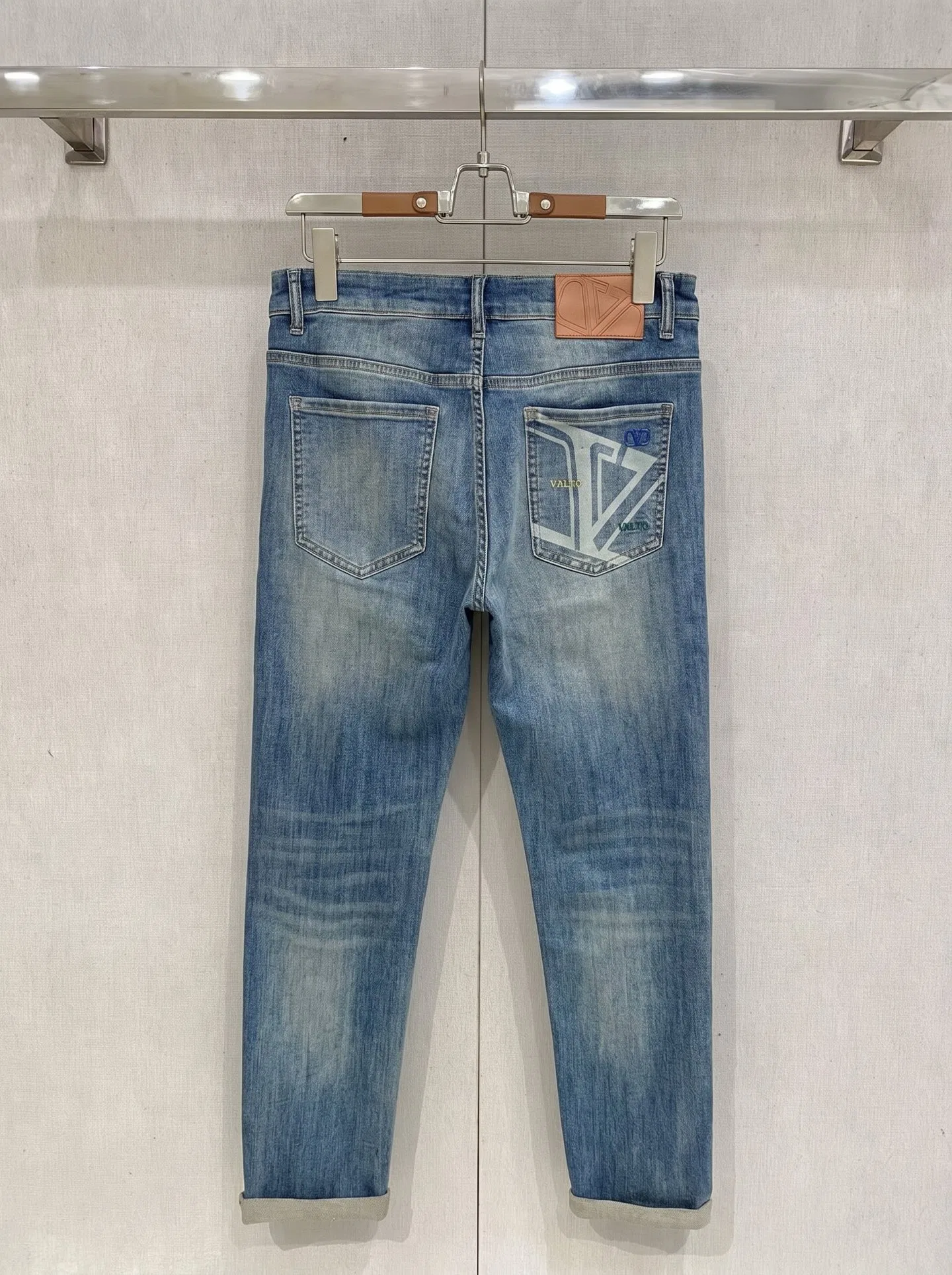 VL 27FW FTLRZKG 002 데님팬츠 6