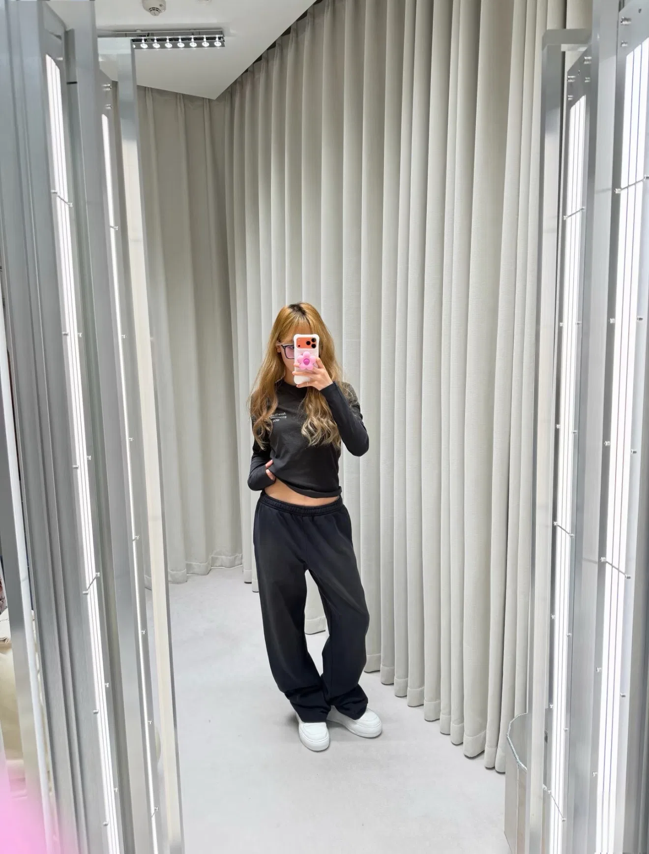 ACNE 27FW EUSEIHH 001 스웻팬츠 9