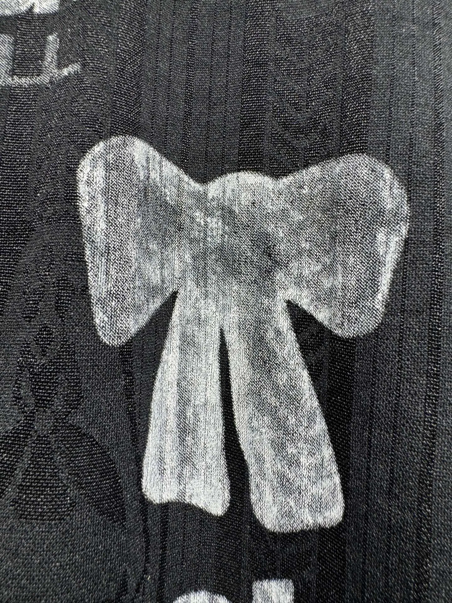 ACNE 27FW FTONGCX 003 롱슬리브 10