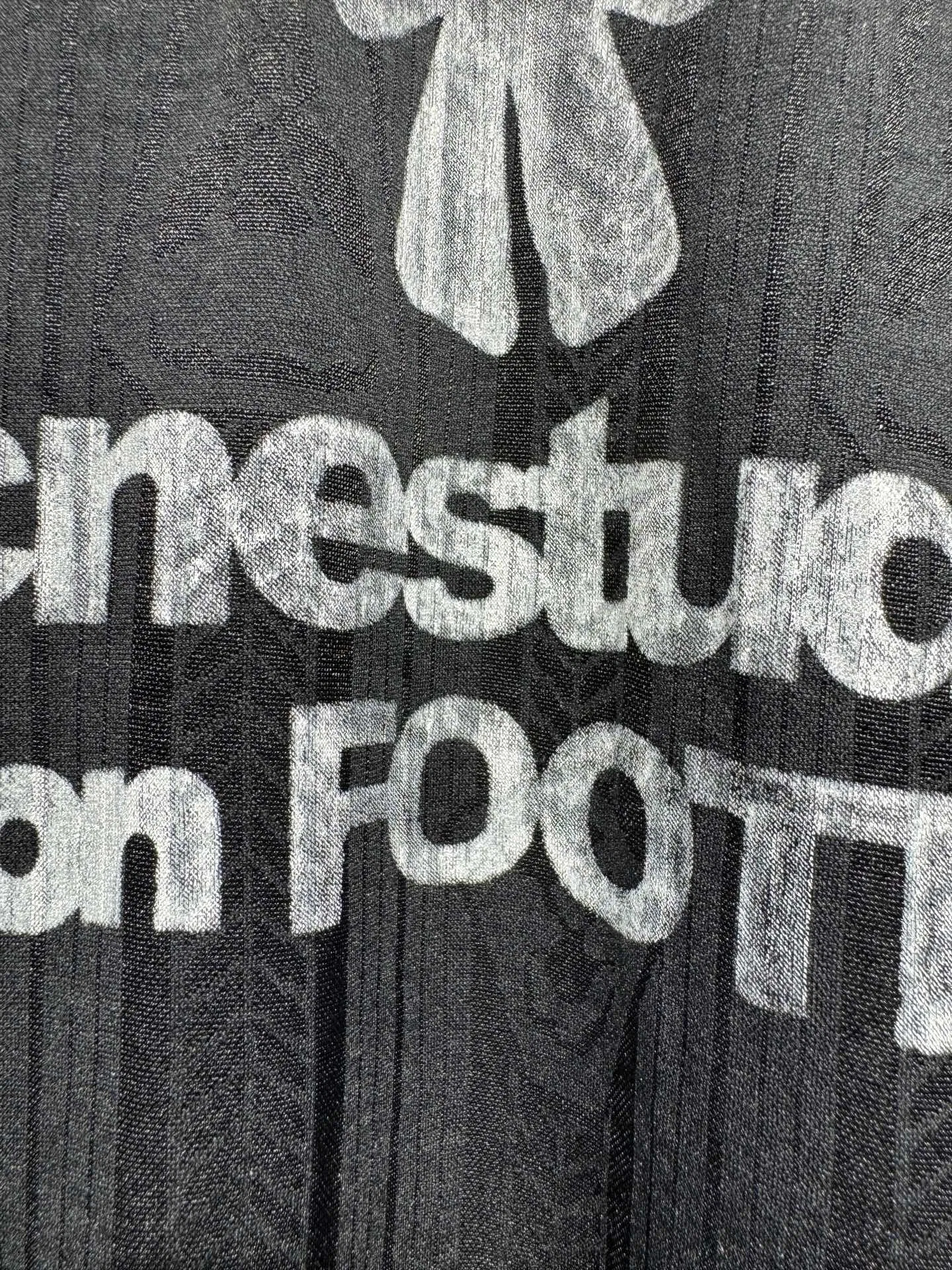 ACNE 27FW FTONGCX 003 롱슬리브 11