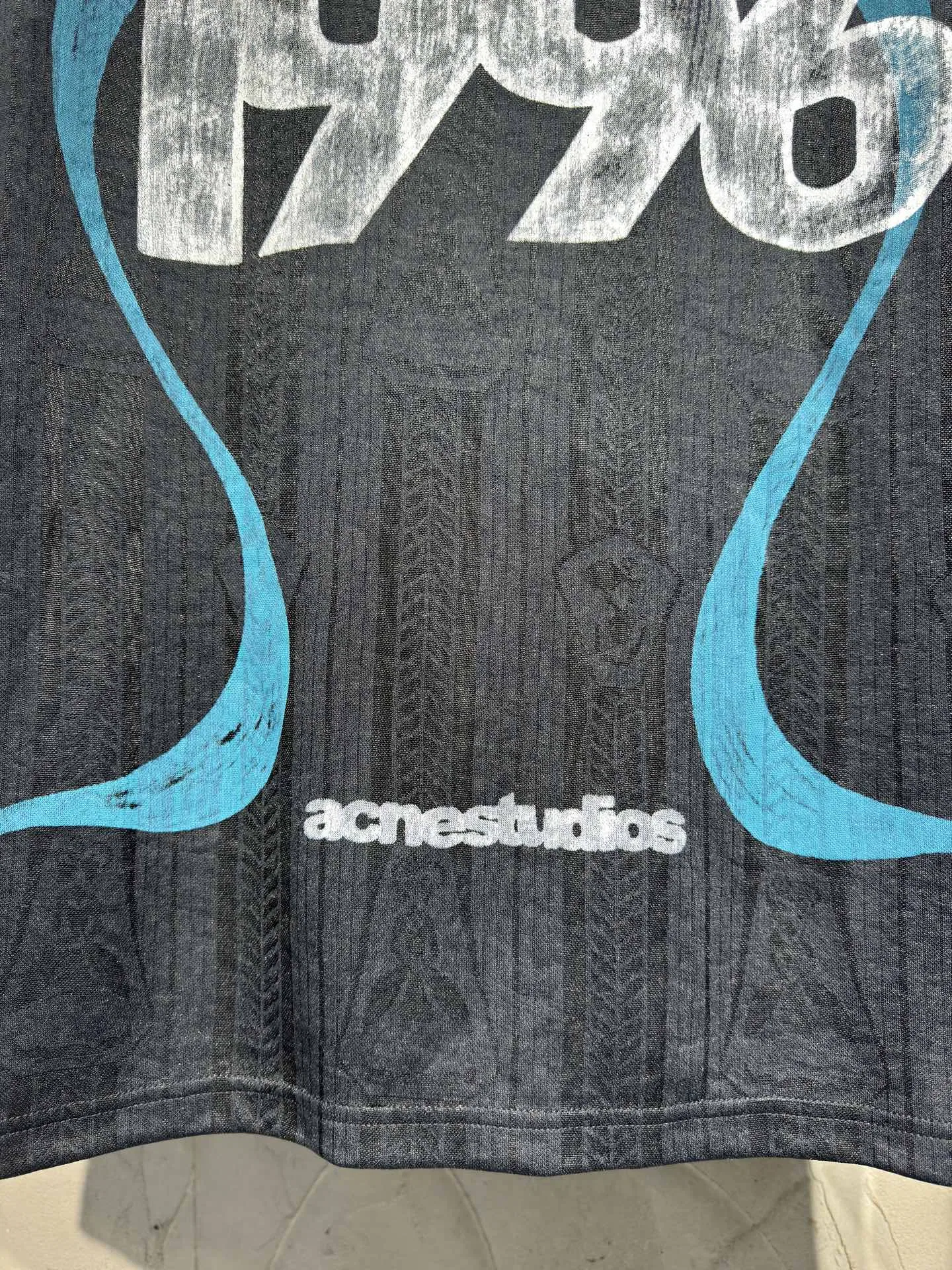 ACNE 27FW FTONGCX 003 롱슬리브 19
